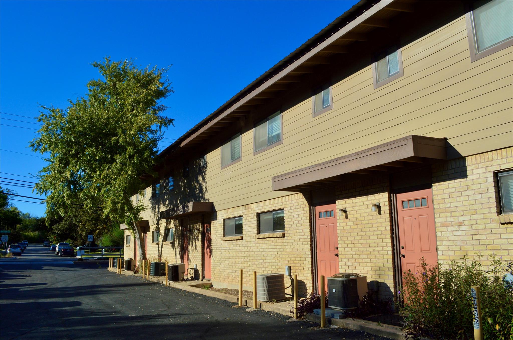 5001 Bull Creek Rd # 116, Austin, TX 78731