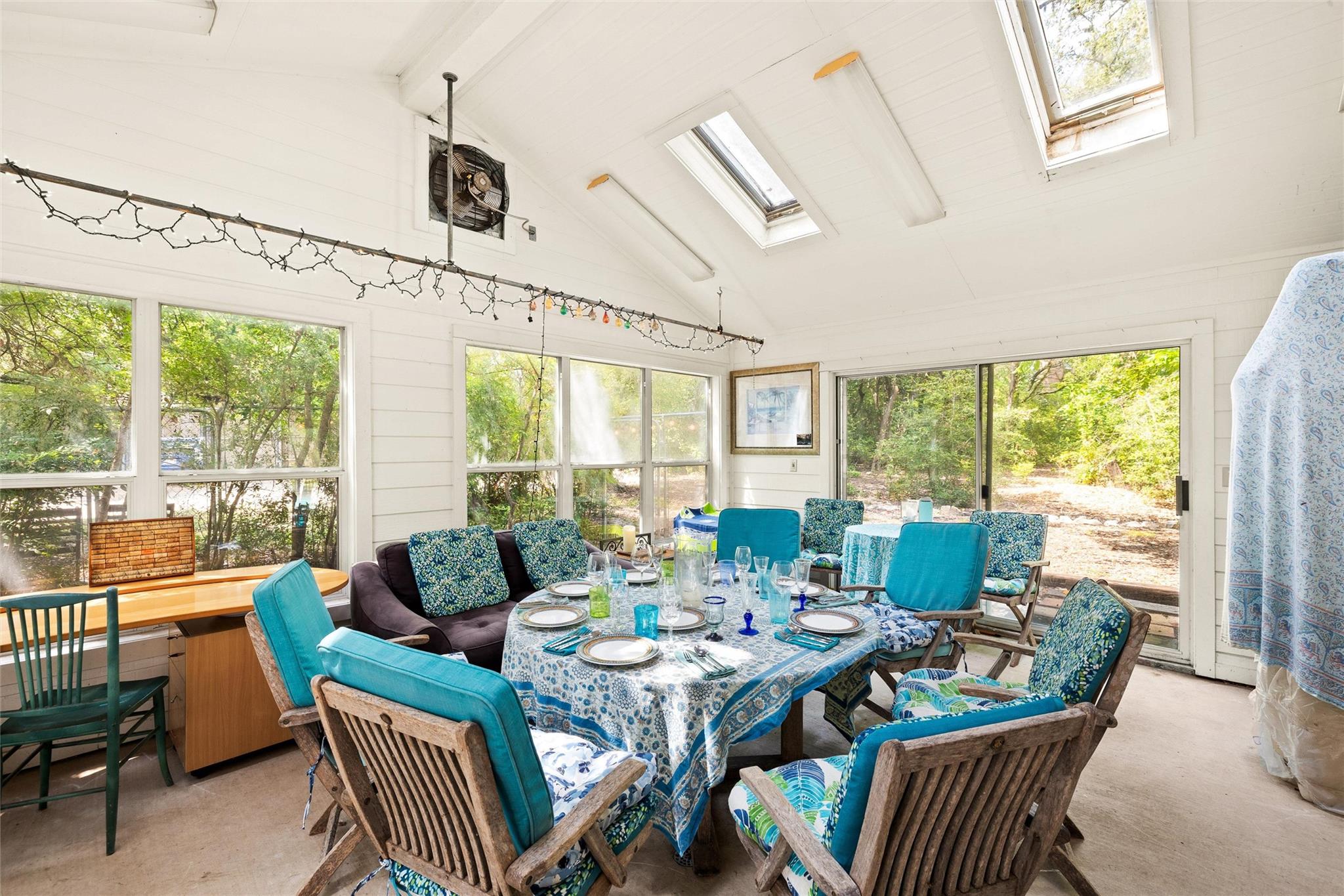 4101 Spicewood Springs Rd, Austin, TX 78759