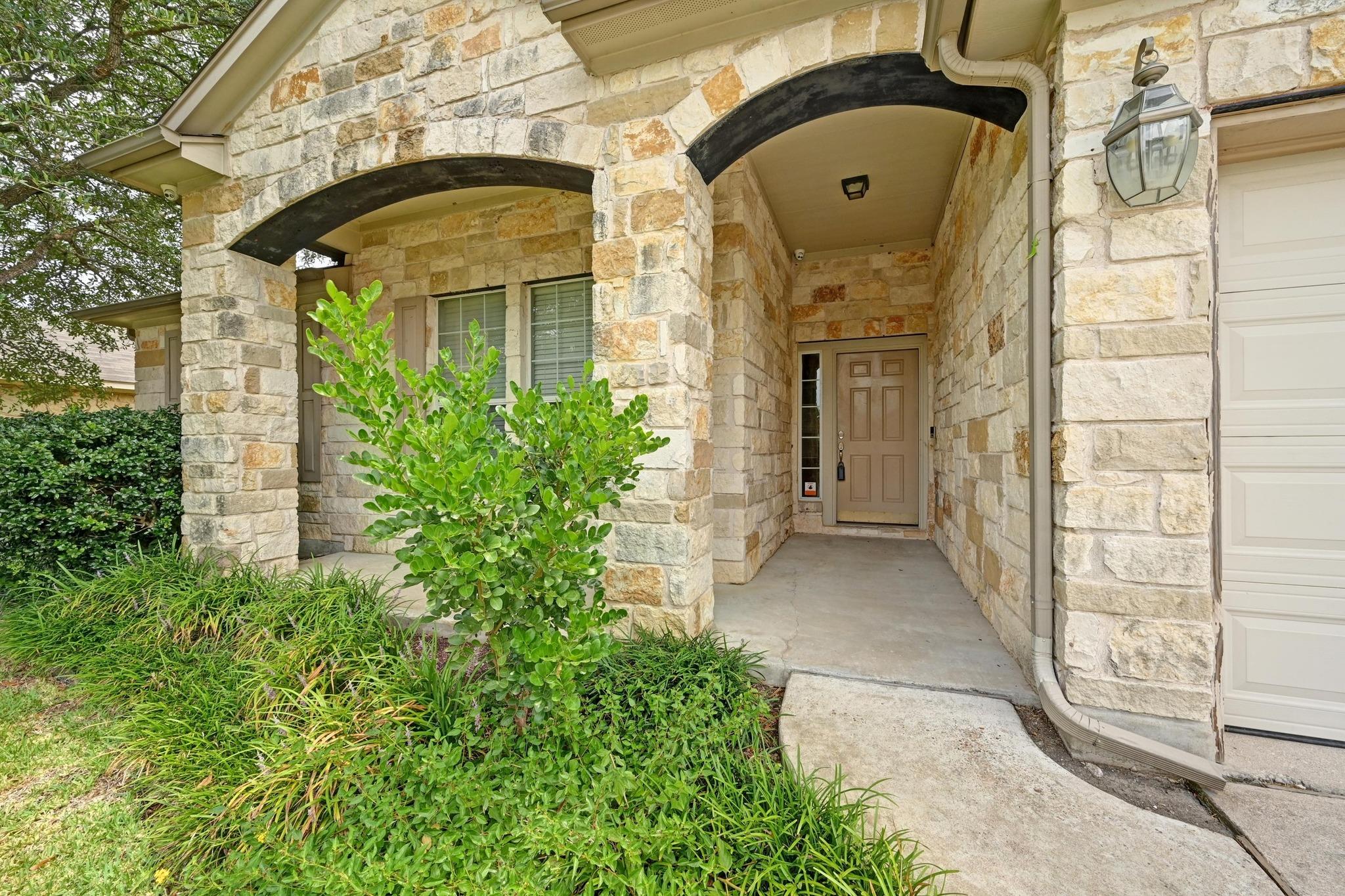 138 Tranquility Mtn, Buda, TX 78610