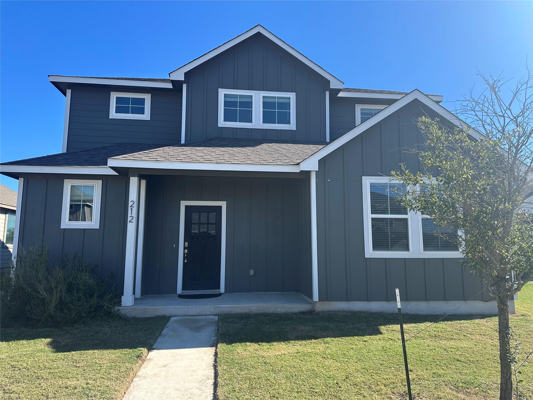 212 Whisper Rill Dr, Hutto, TX 78634