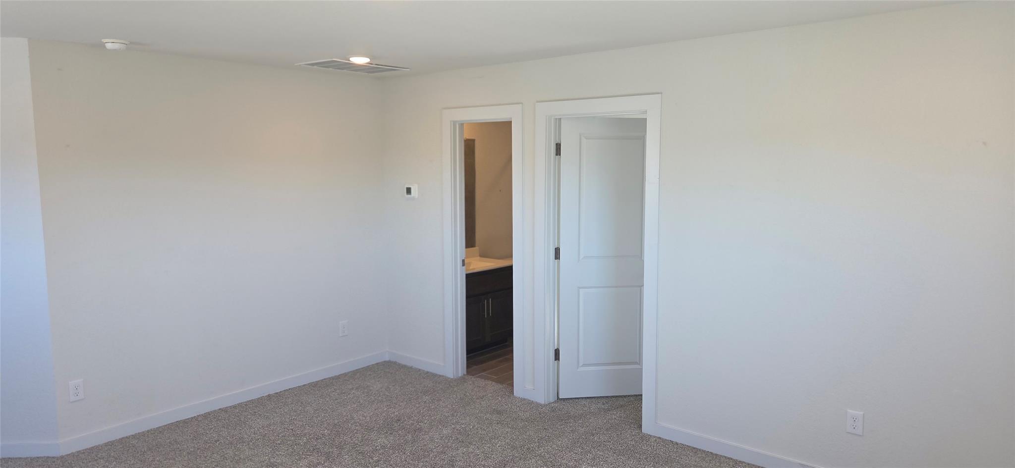 212 Whisper Rill Dr, Hutto, TX 78634