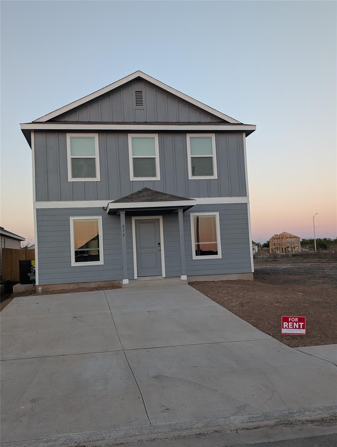 635 Whoopers Loop, Kyle, TX 78640