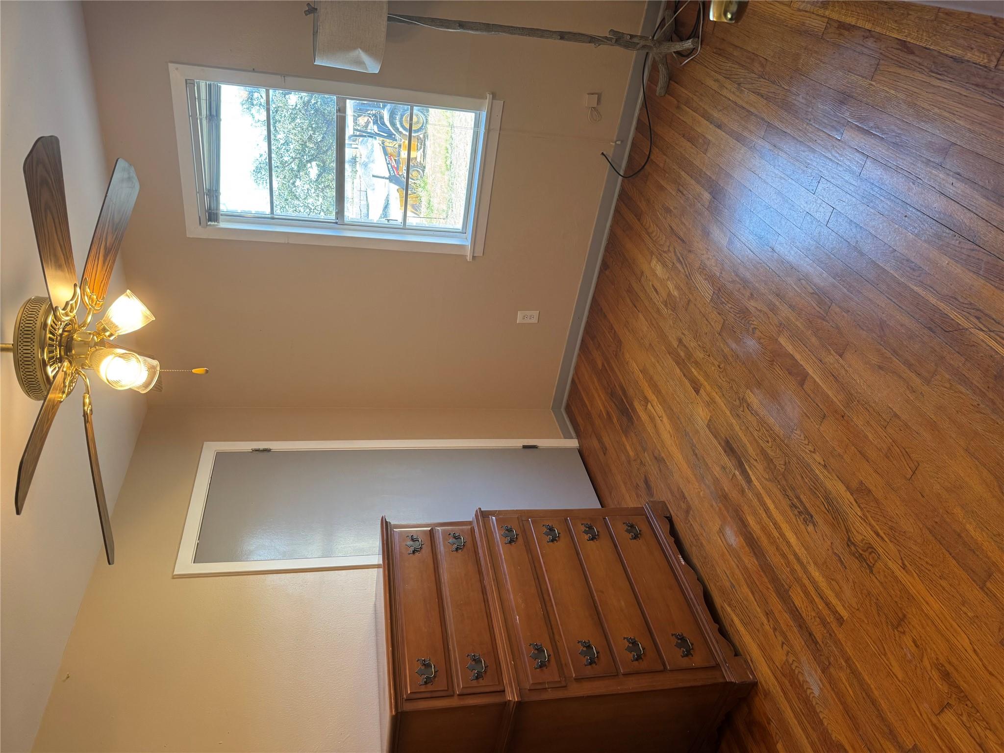 5300 W Highway 290, Dripping Springs, TX 78620