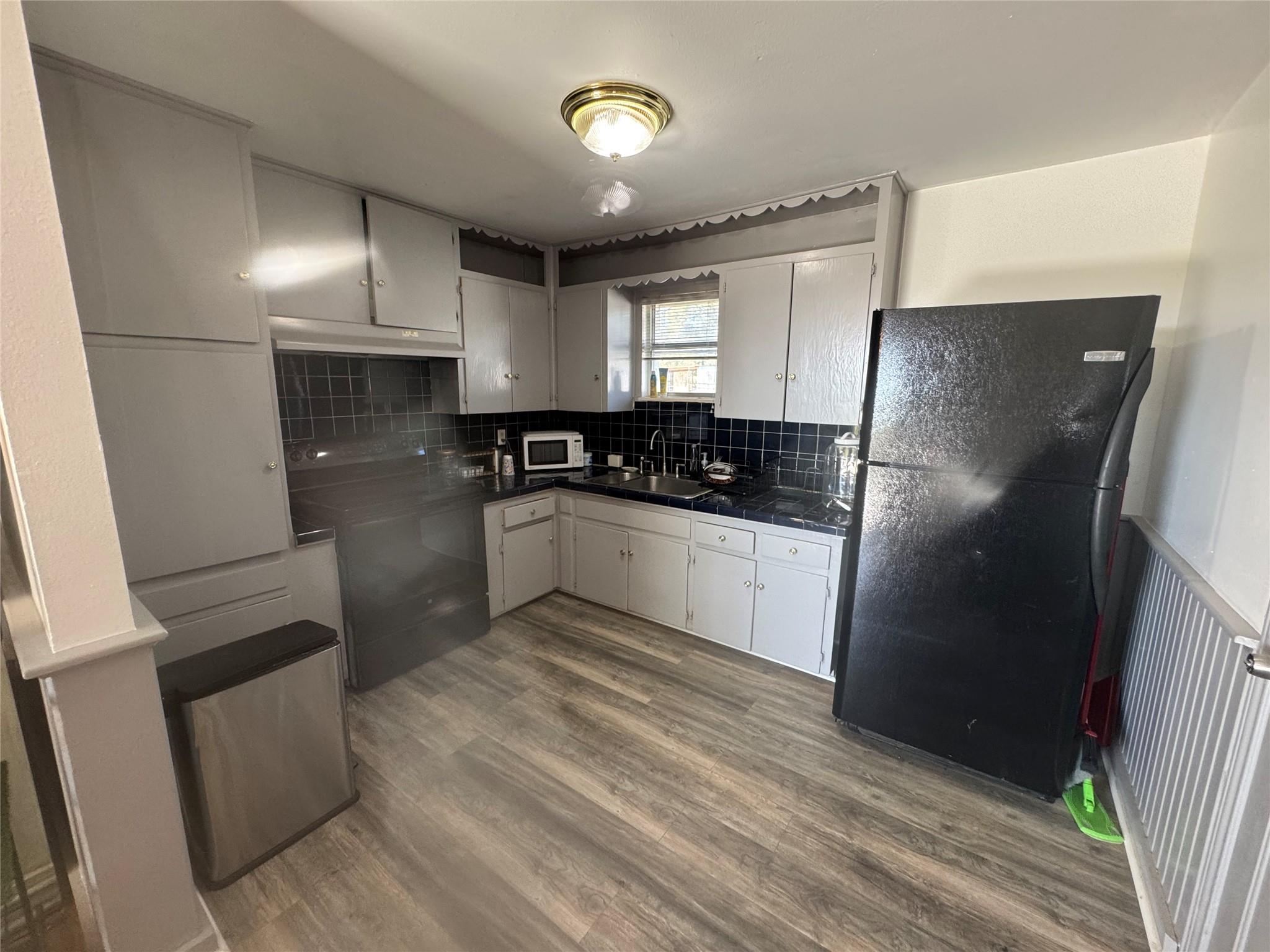 5300 W Highway 290, Dripping Springs, TX 78620