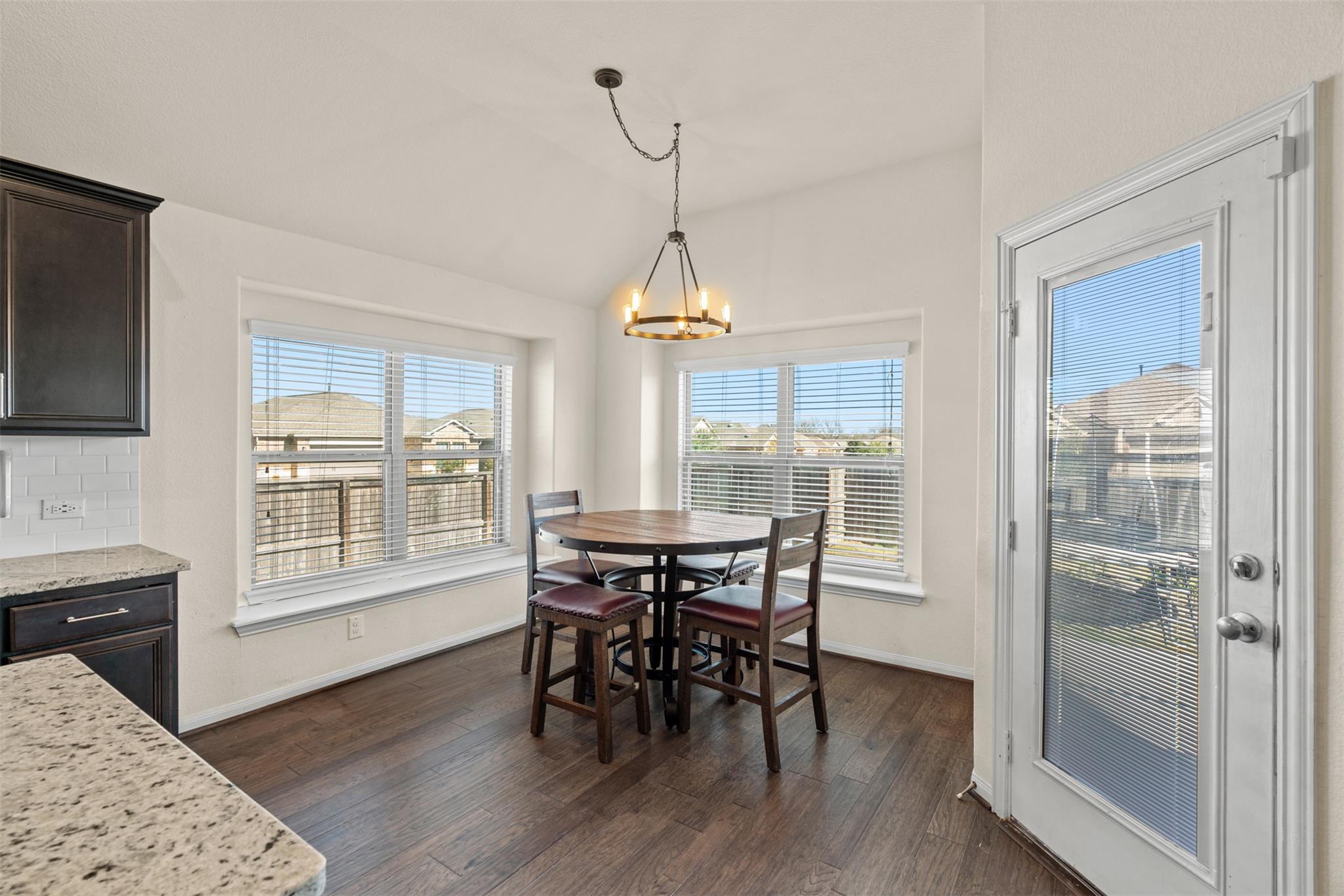 1229 Homer Ln, Round Rock, TX 78665