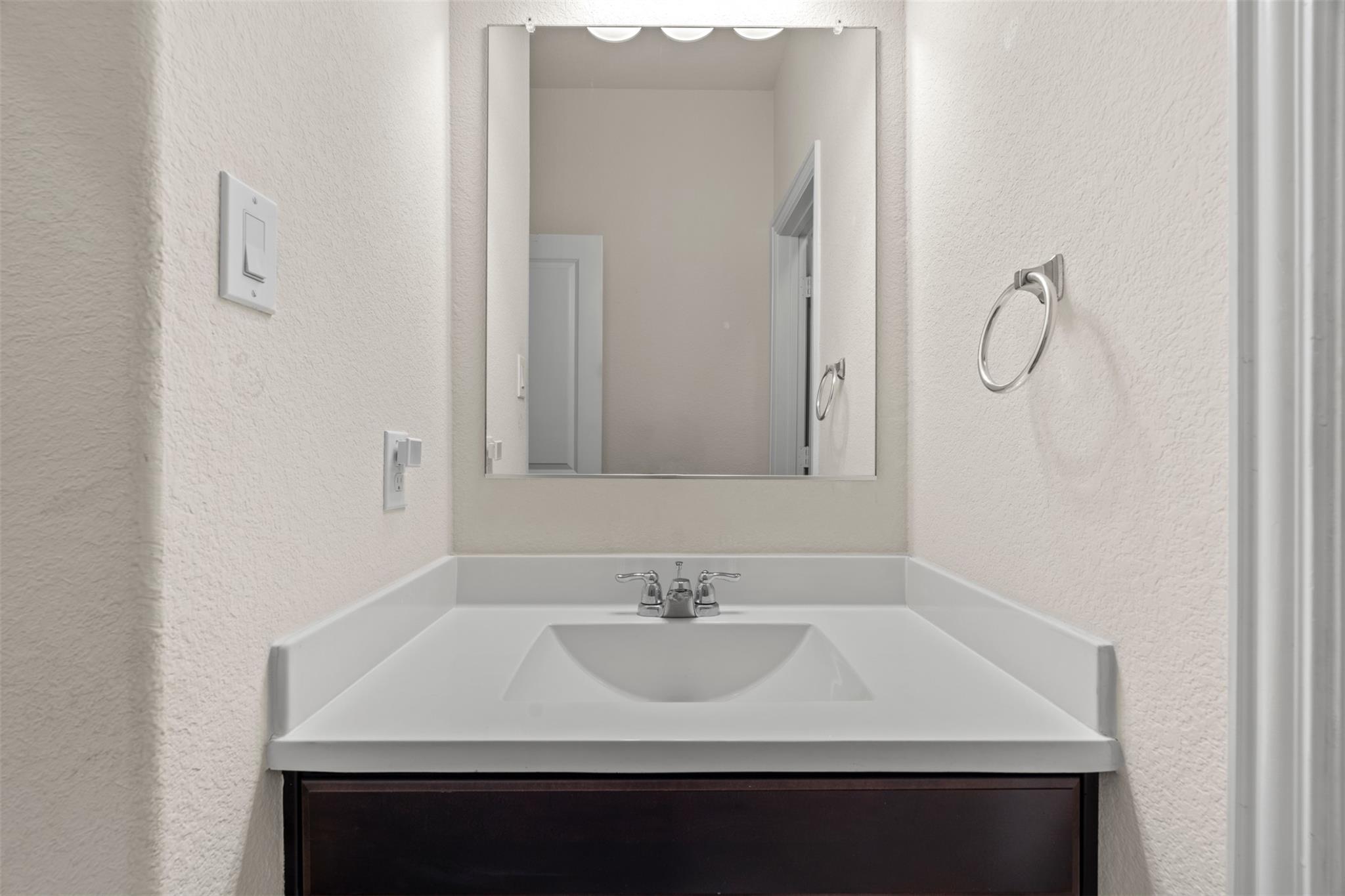 1229 Homer Ln, Round Rock, TX 78665