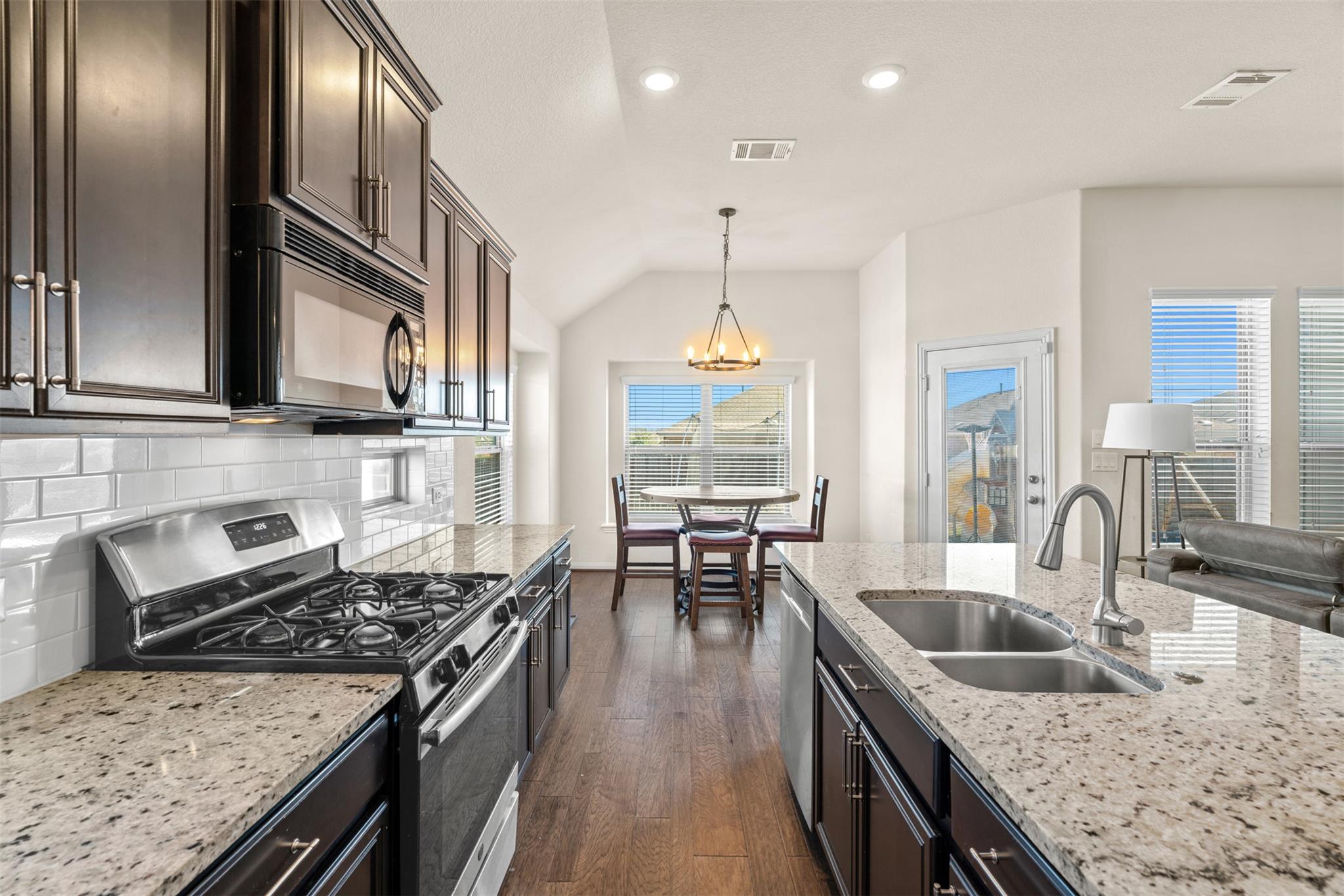 1229 Homer Ln, Round Rock, TX 78665