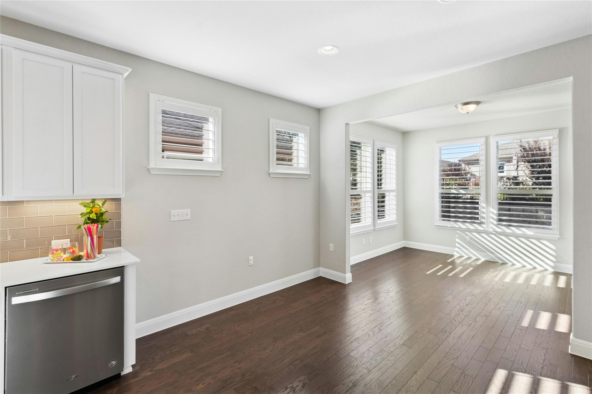 207 Longview Ln, Georgetown, TX 78633