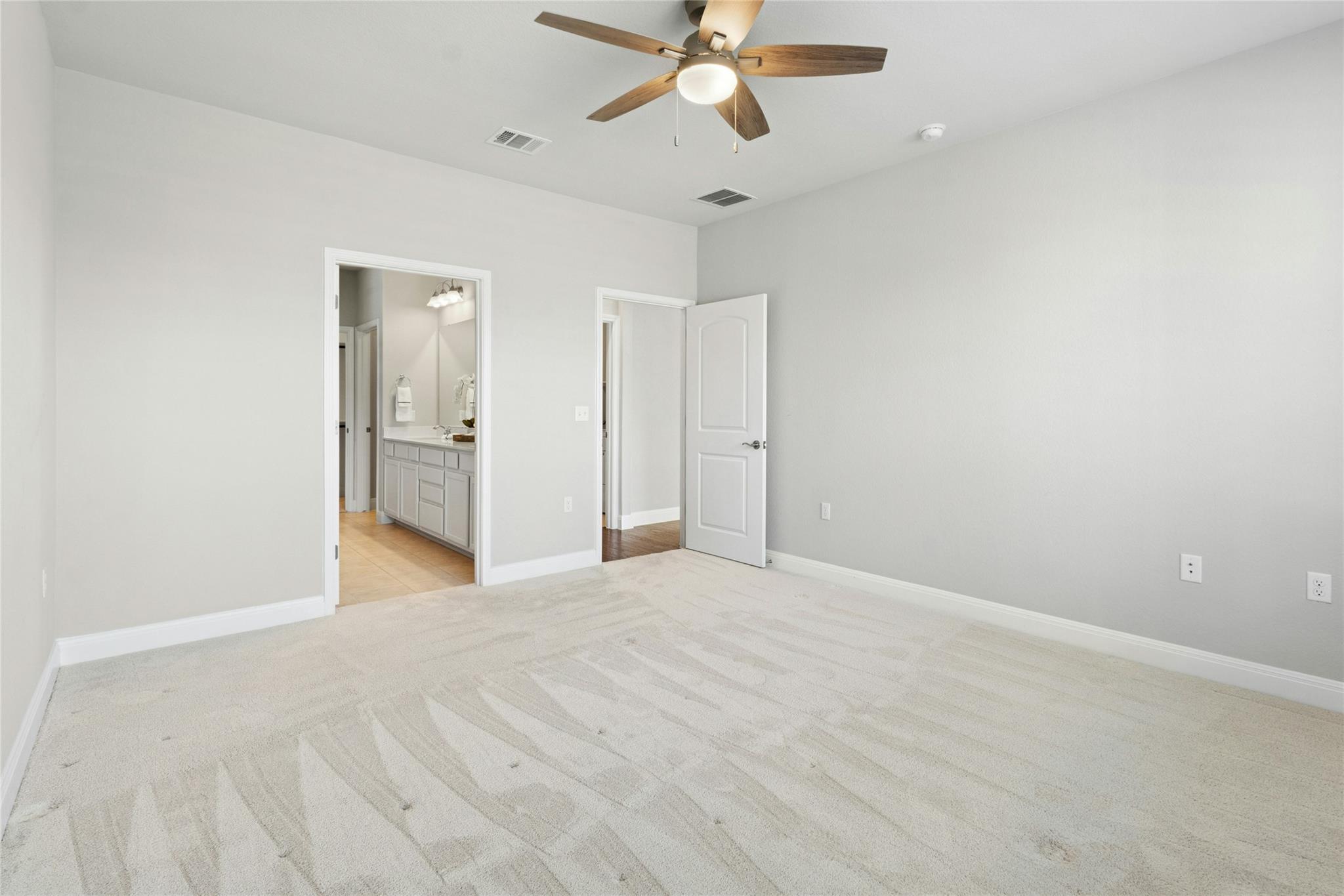 207 Longview Ln, Georgetown, TX 78633