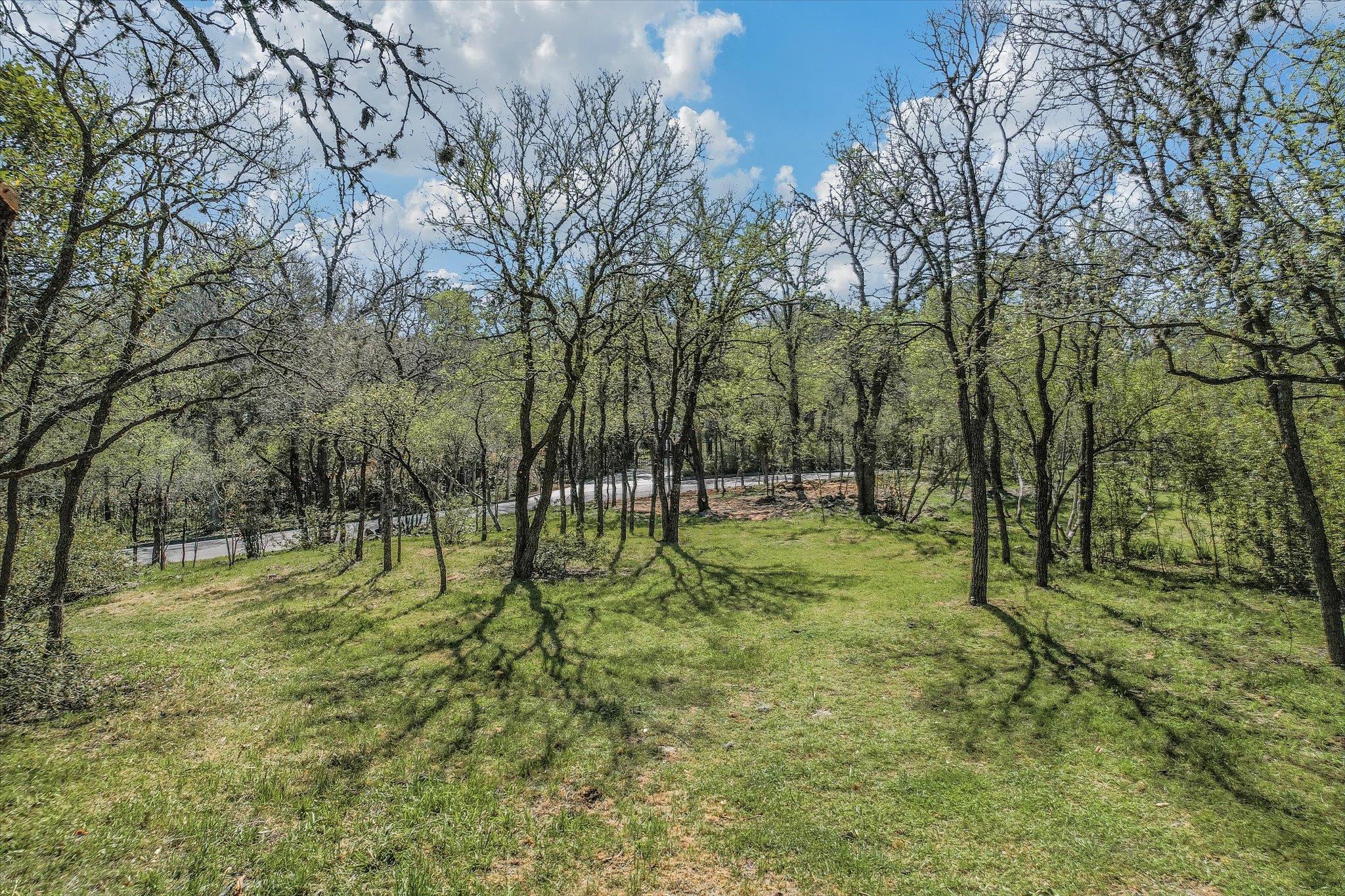 8 Sugar Shack Dr, West Lake Hills, TX 78746