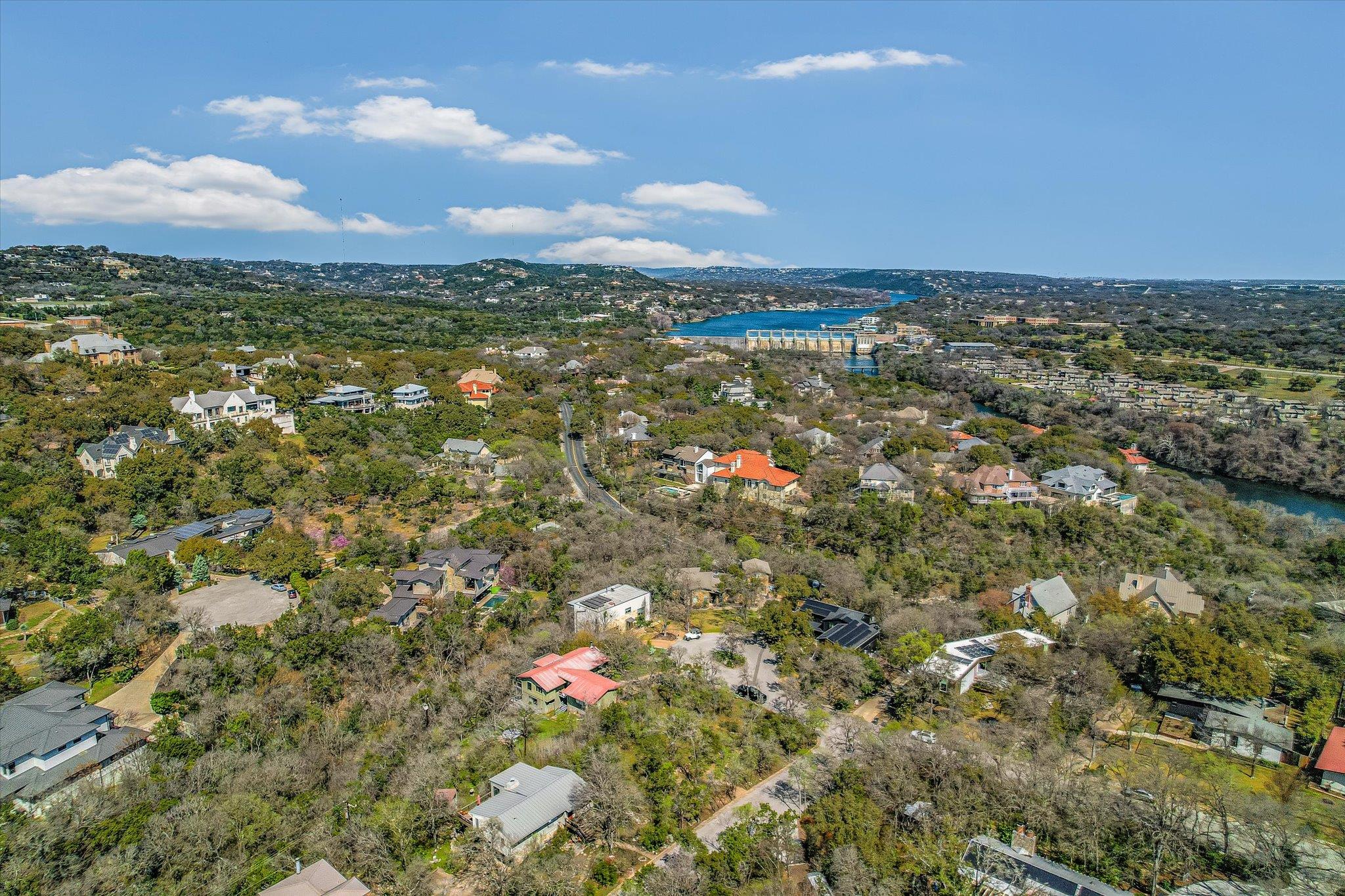 8 Sugar Shack Dr, West Lake Hills, TX 78746