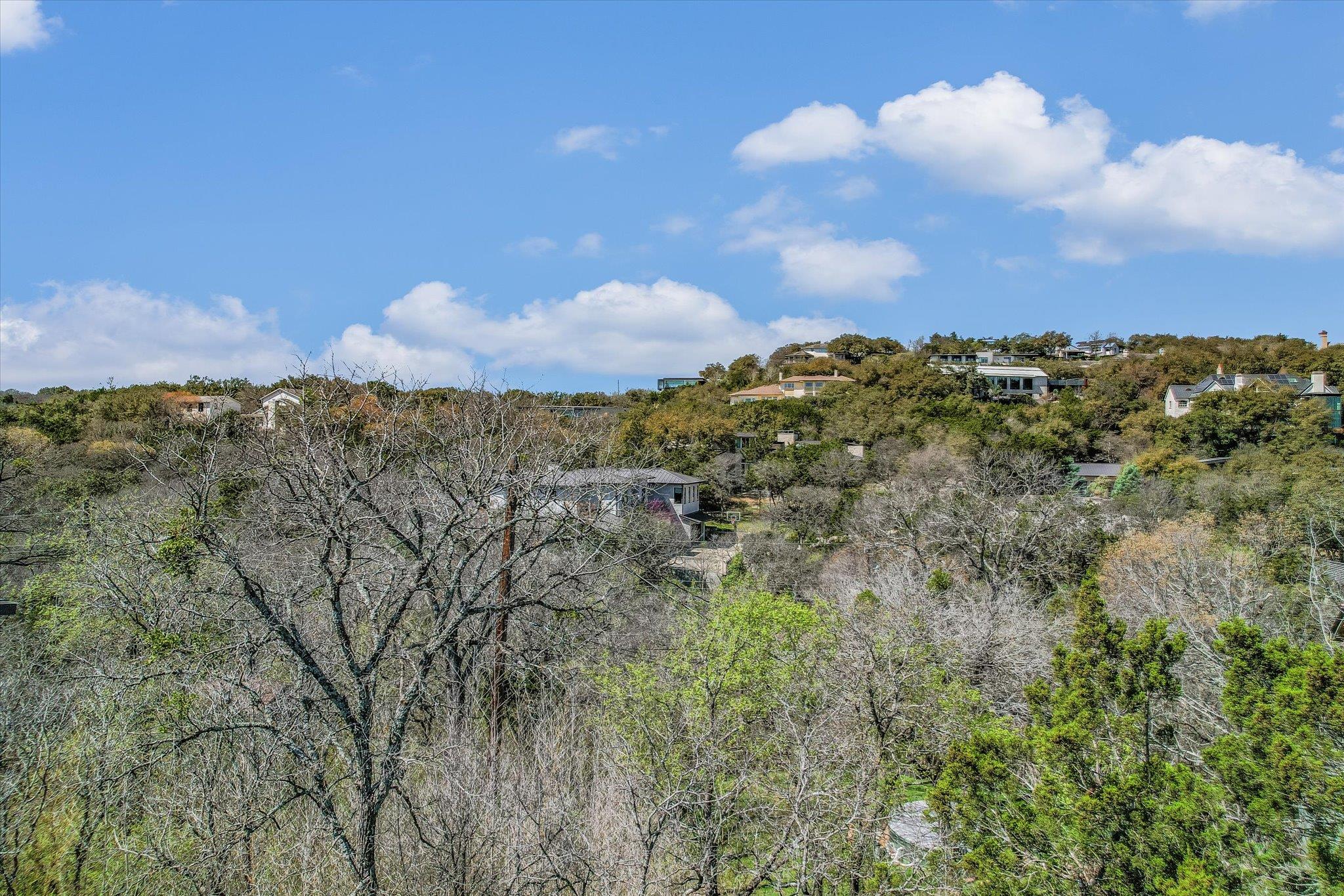 8 Sugar Shack Dr, West Lake Hills, TX 78746