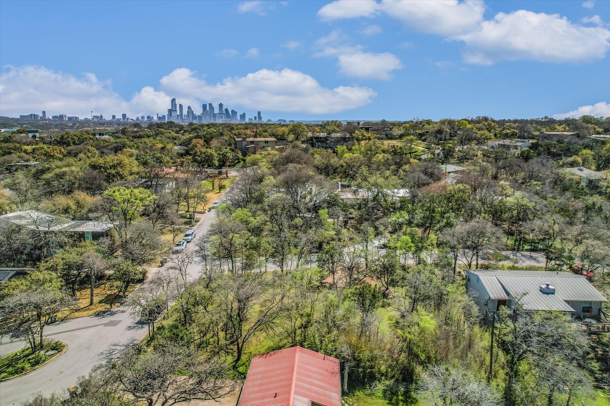 8 Sugar Shack Dr, West Lake Hills, TX 78746