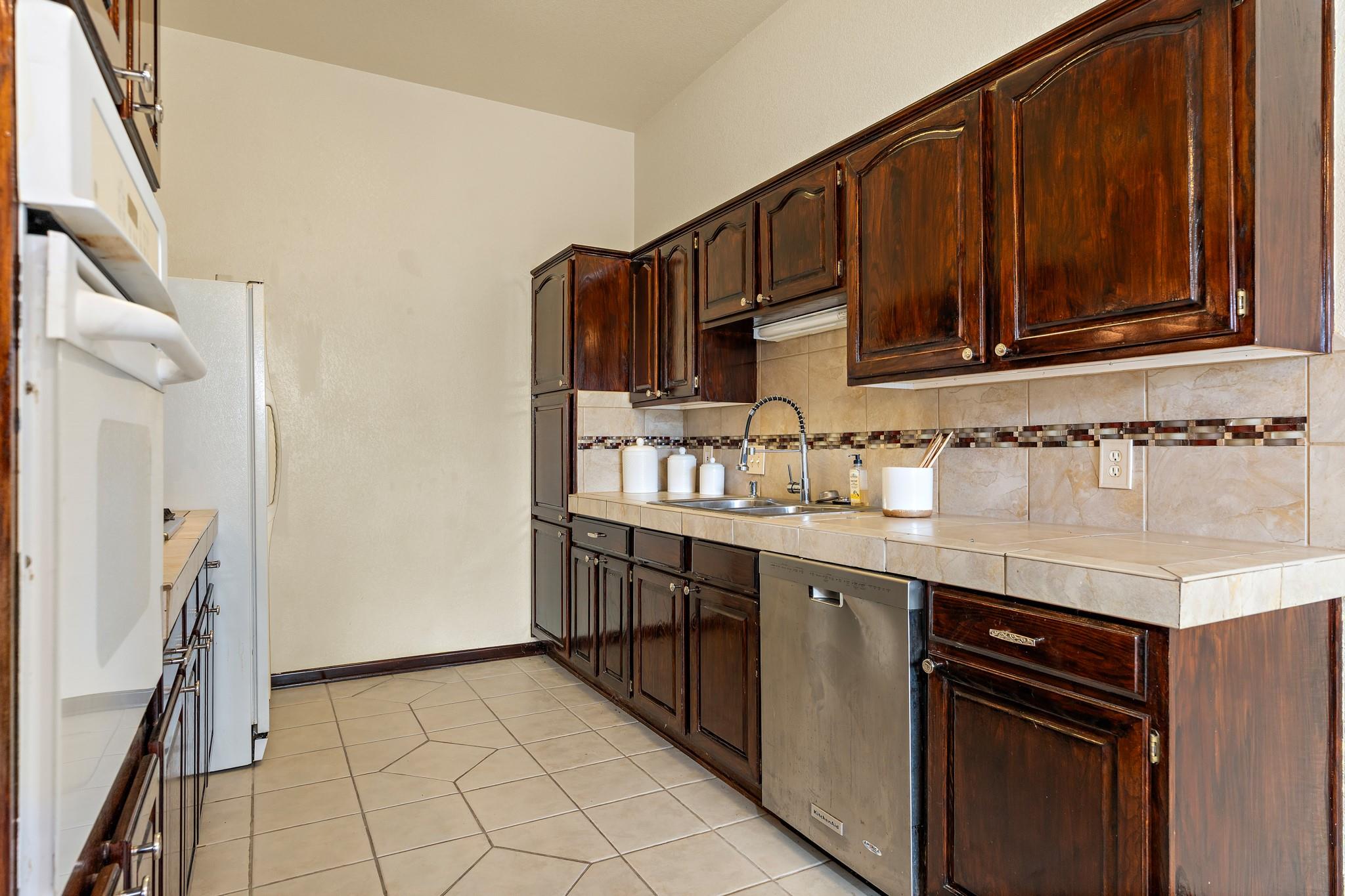 711 Mueller St, Copperas Cove, TX 76522