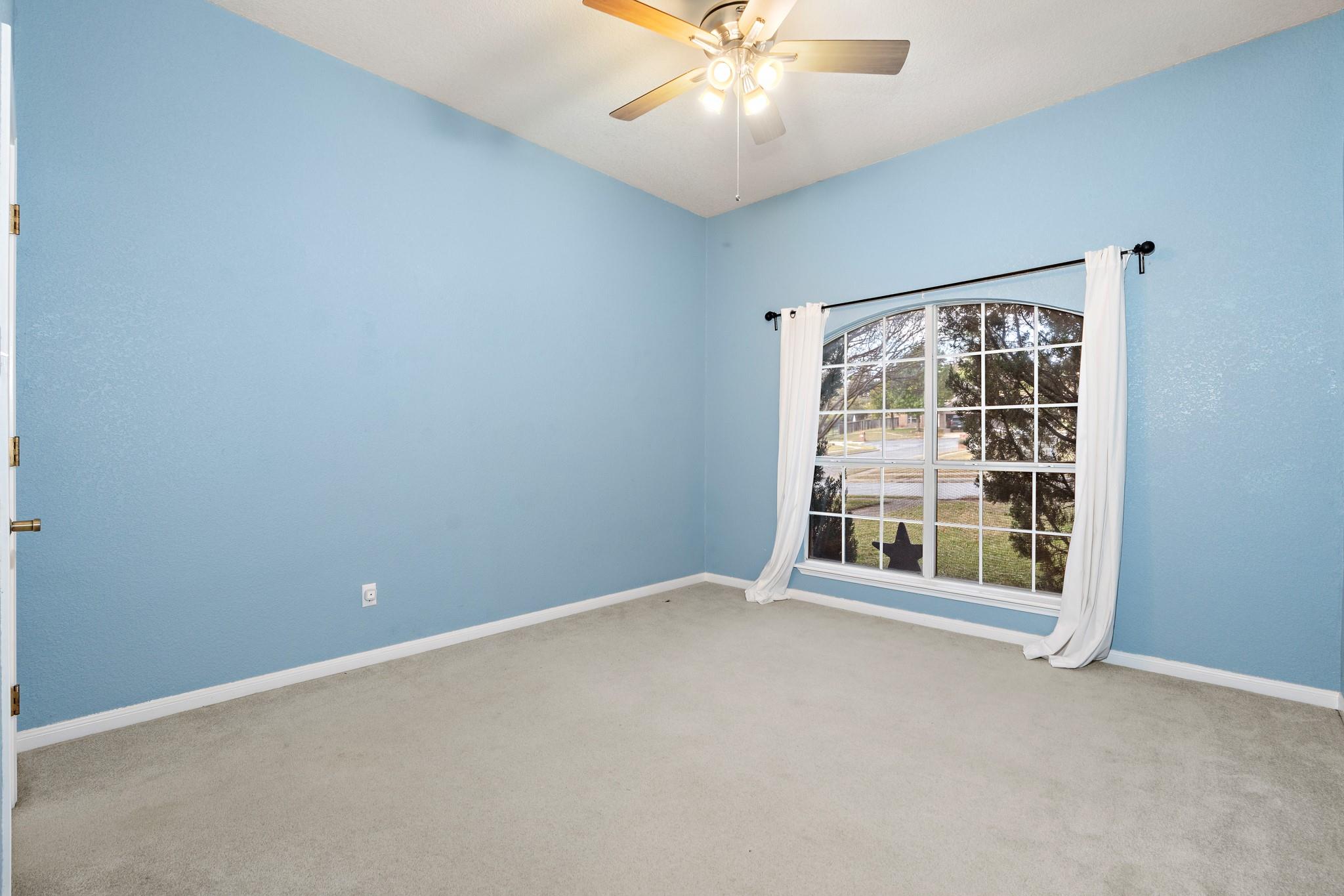 711 Mueller St, Copperas Cove, TX 76522