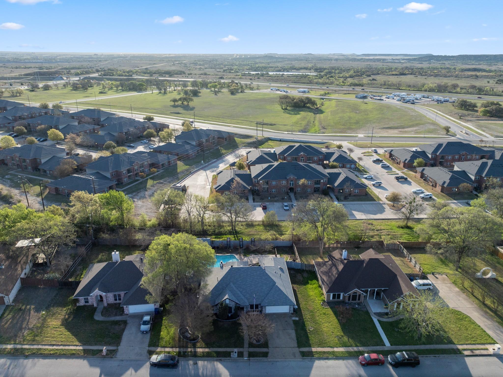 711 Mueller St, Copperas Cove, TX 76522