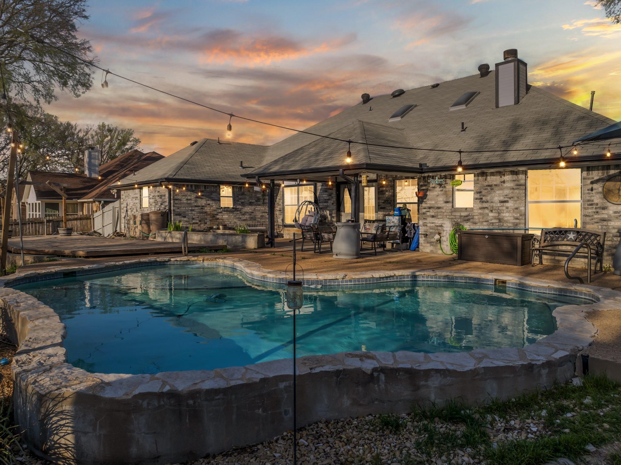 711 Mueller St, Copperas Cove, TX 76522