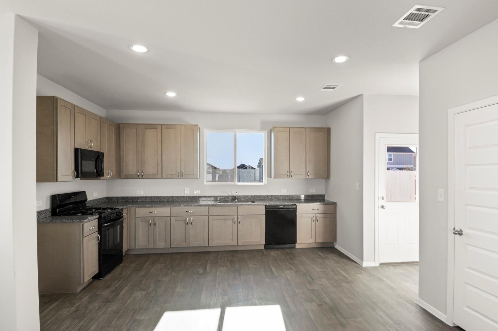 158 Daylily Dr, Elgin, TX 78621