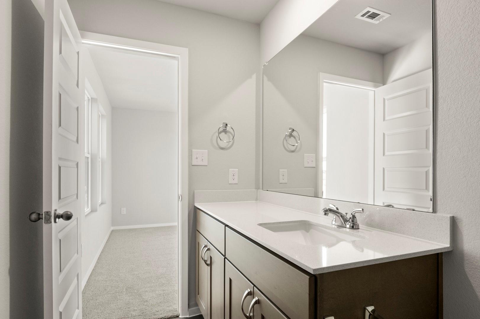 158 Daylily Dr, Elgin, TX 78621