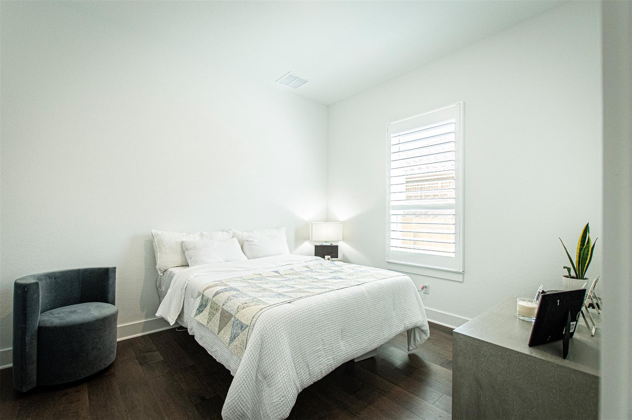 215 Milam Creek Dr, Kyle, TX 78640