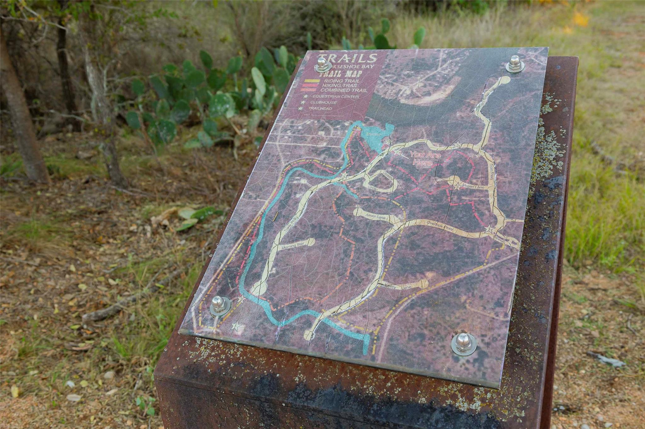 106 Kelley Ln, Horseshoe Bay, TX 78657