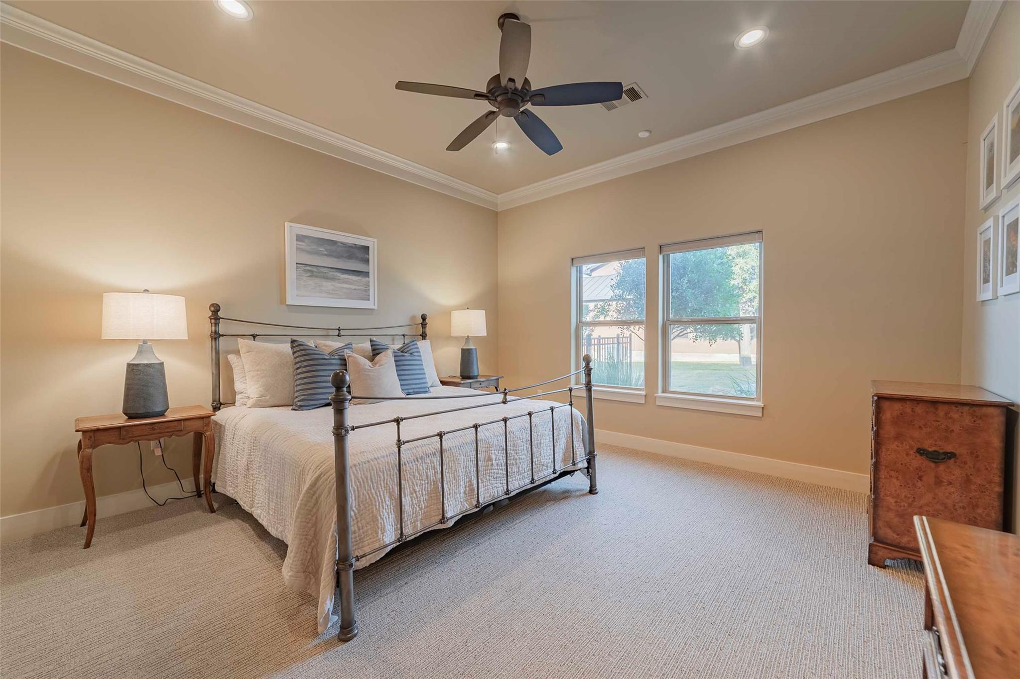 106 Kelley Ln, Horseshoe Bay, TX 78657