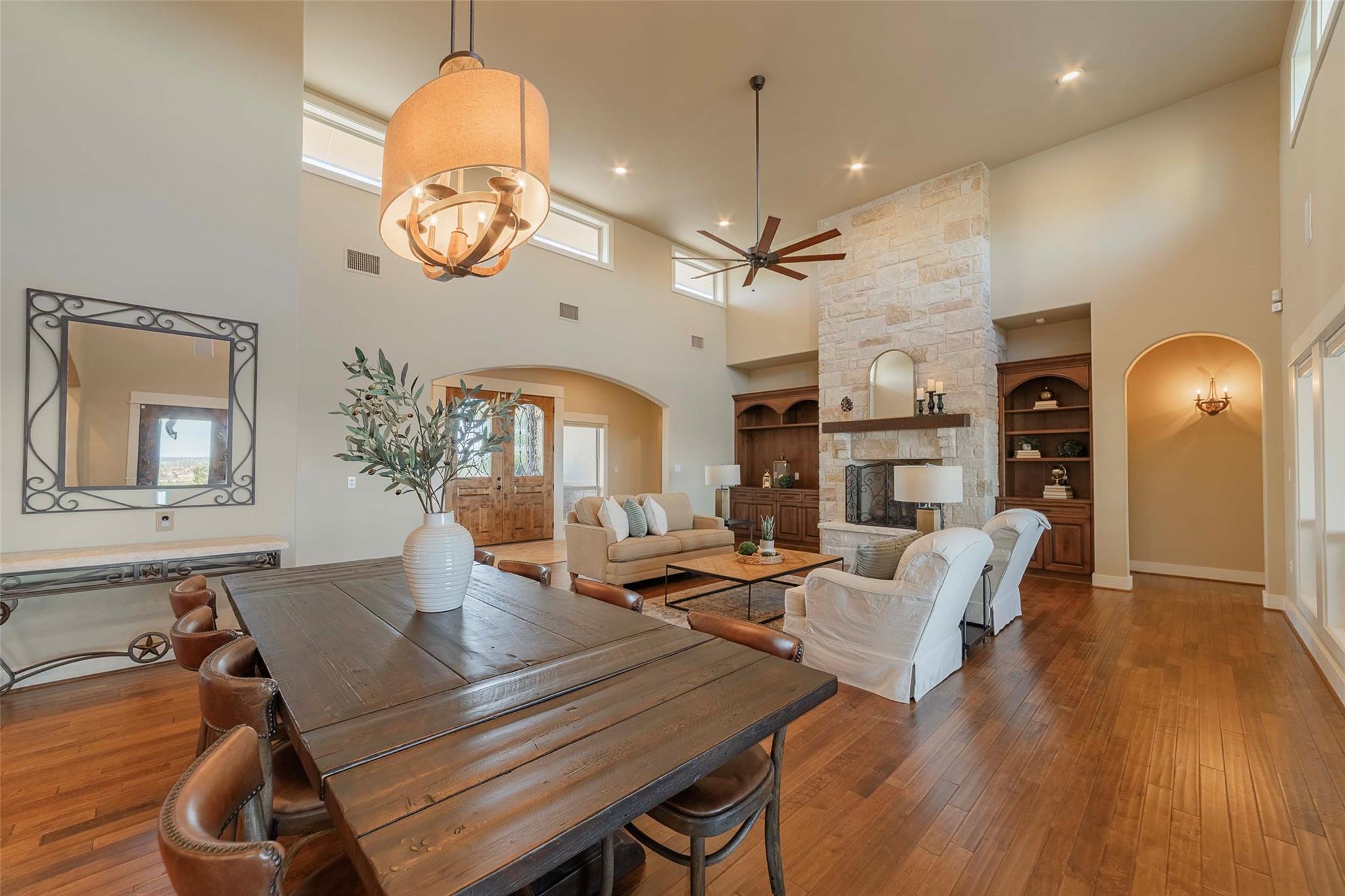 106 Kelley Ln, Horseshoe Bay, TX 78657