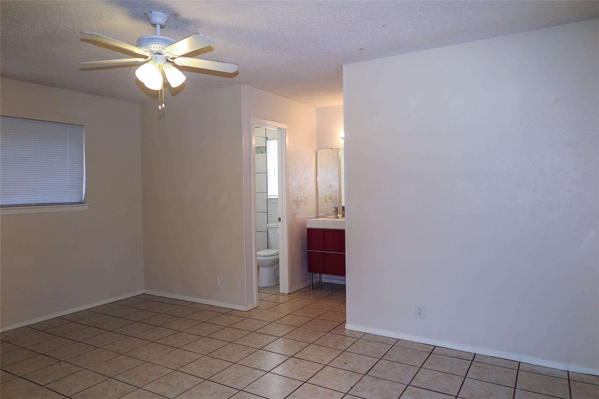 308 Golden Oaks Dr, Georgetown, TX 78628