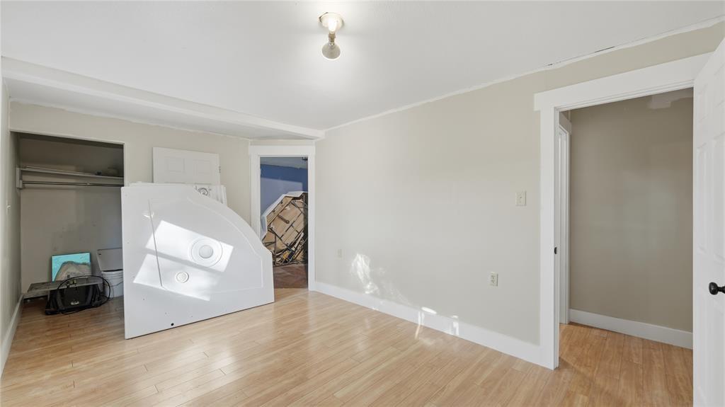 655 NW Loop 230, Smithville, TX 78957