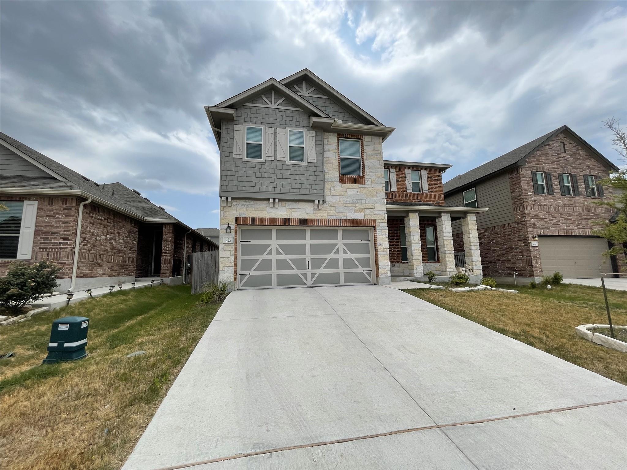 541 Ayinger Ln, Austin, TX 78728