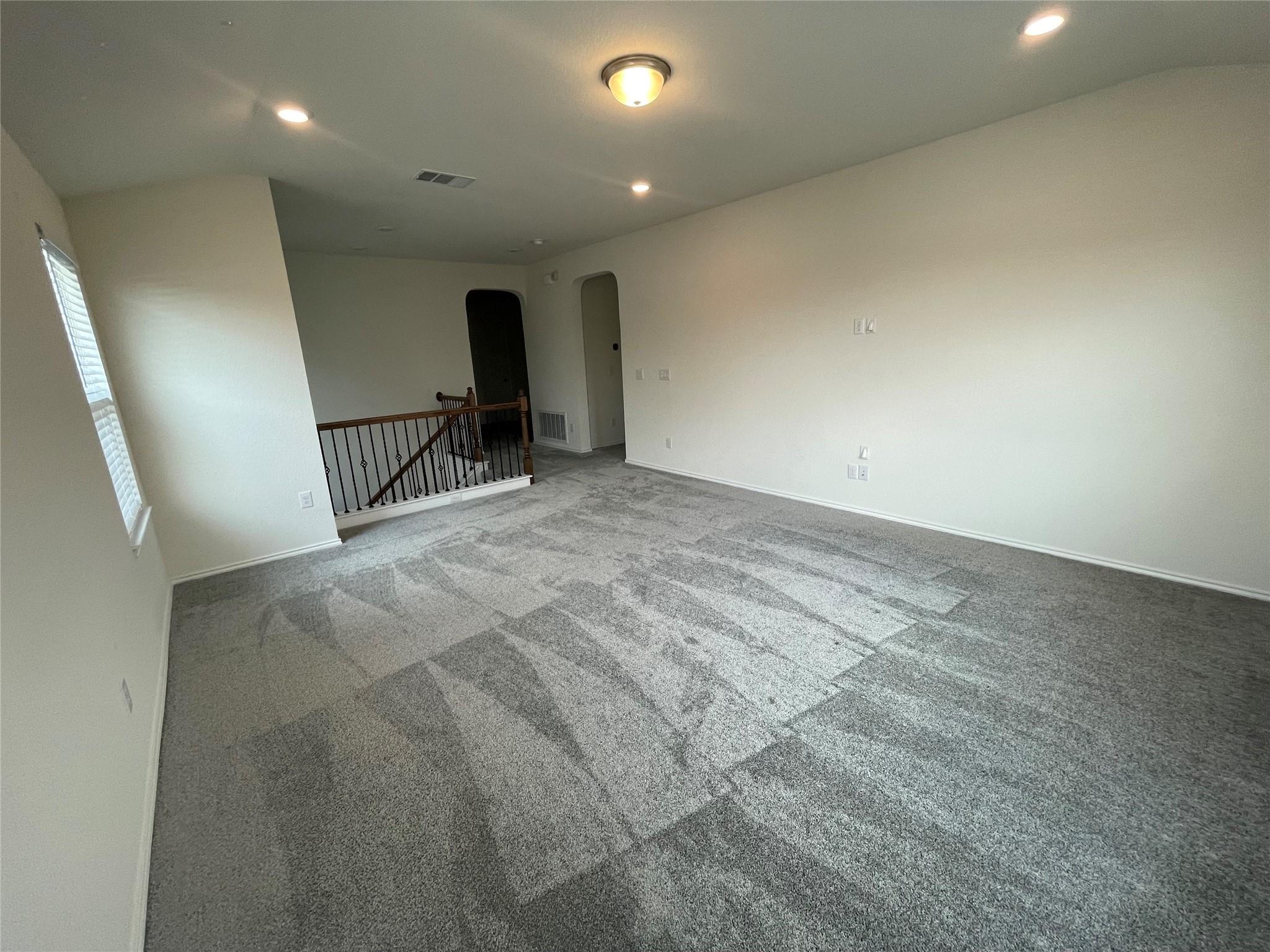 541 Ayinger Ln, Austin, TX 78728