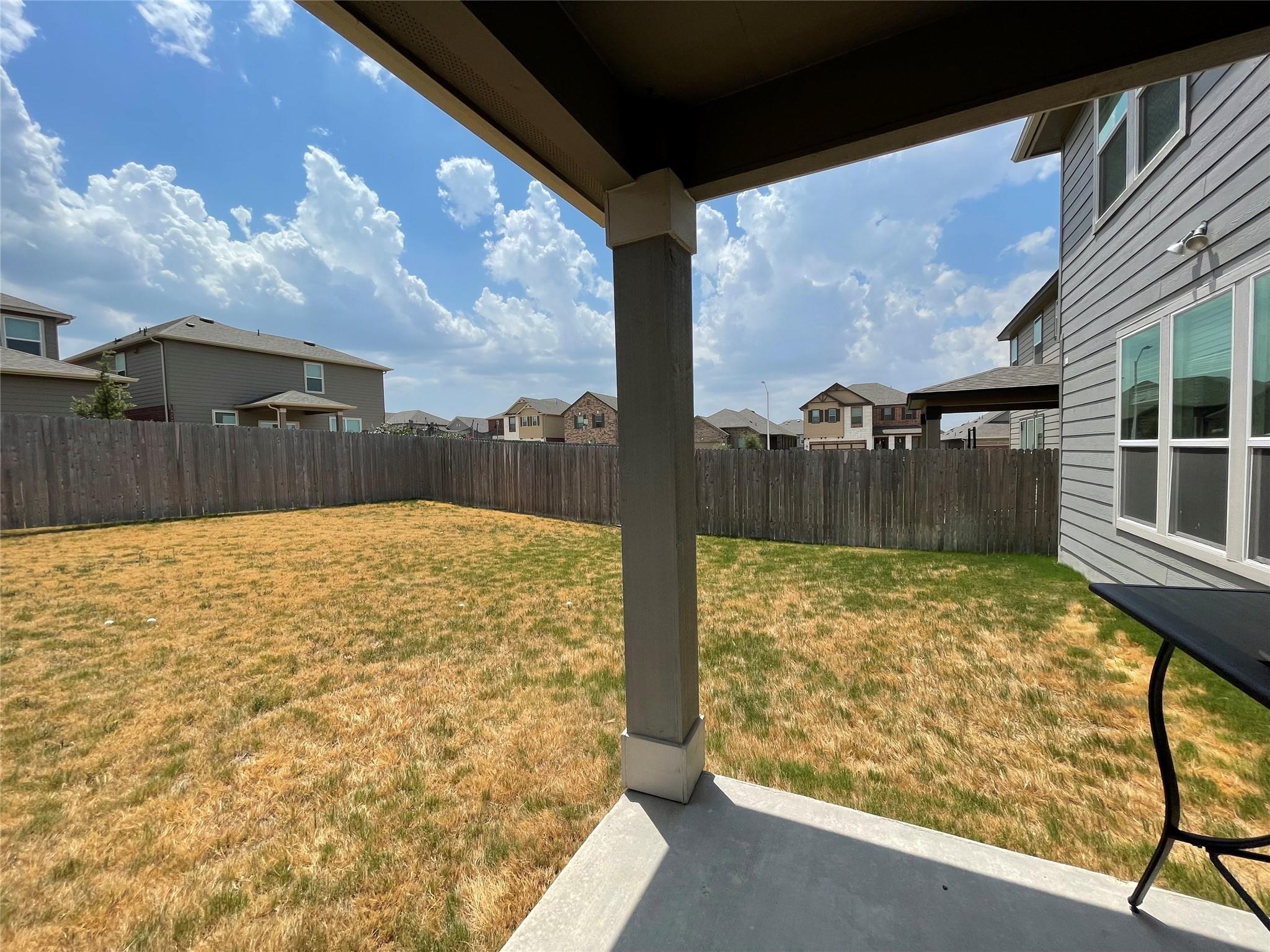 541 Ayinger Ln, Austin, TX 78728