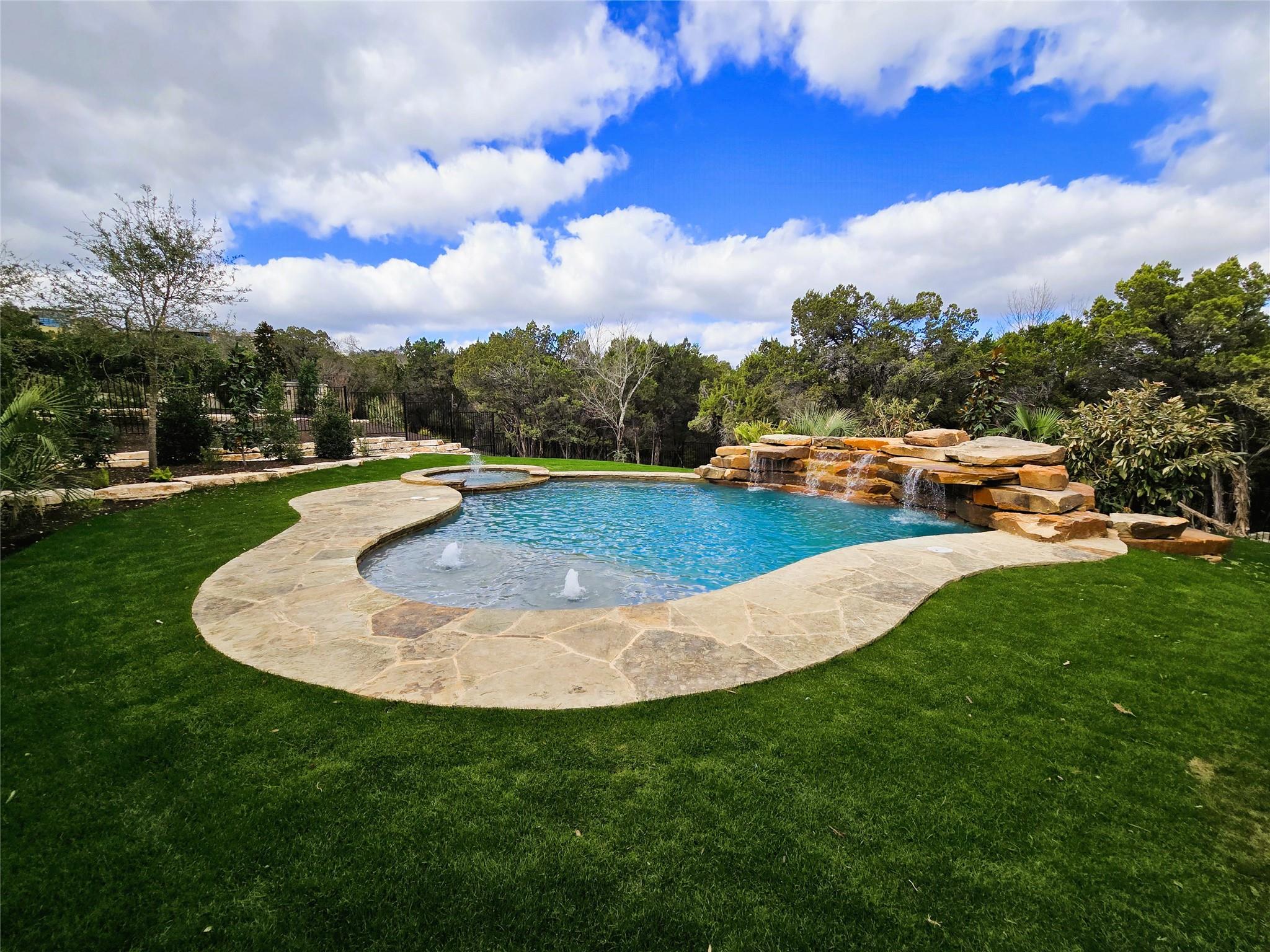 4304 Amarra Dr # 5, Austin, TX 78735