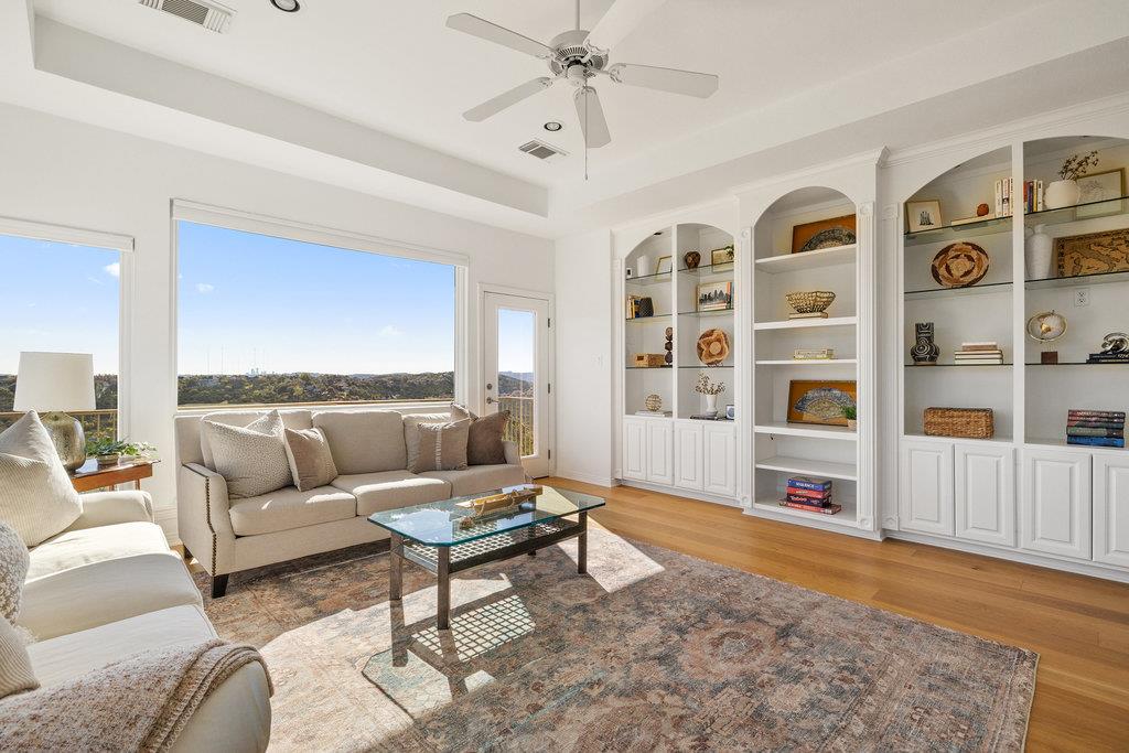 4541 Golf Vista Dr, Austin, TX 78730