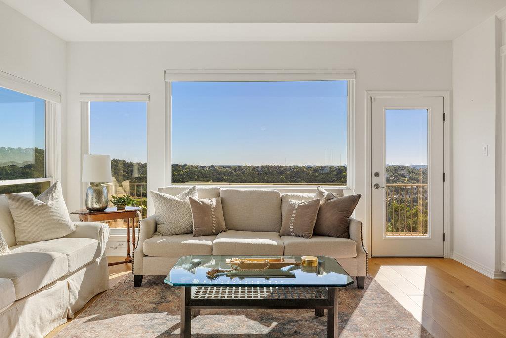 4541 Golf Vista Dr, Austin, TX 78730