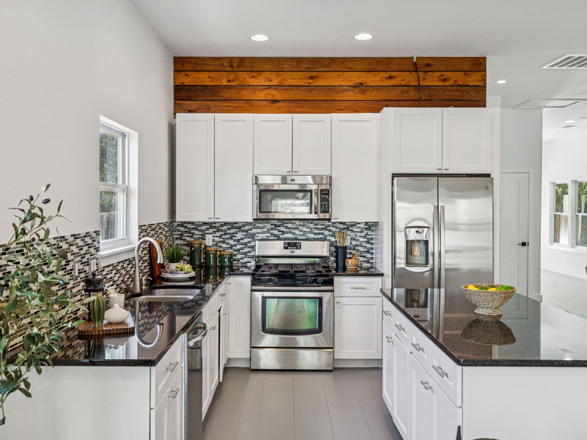 1702 Miriam Ave, Austin, TX 78702