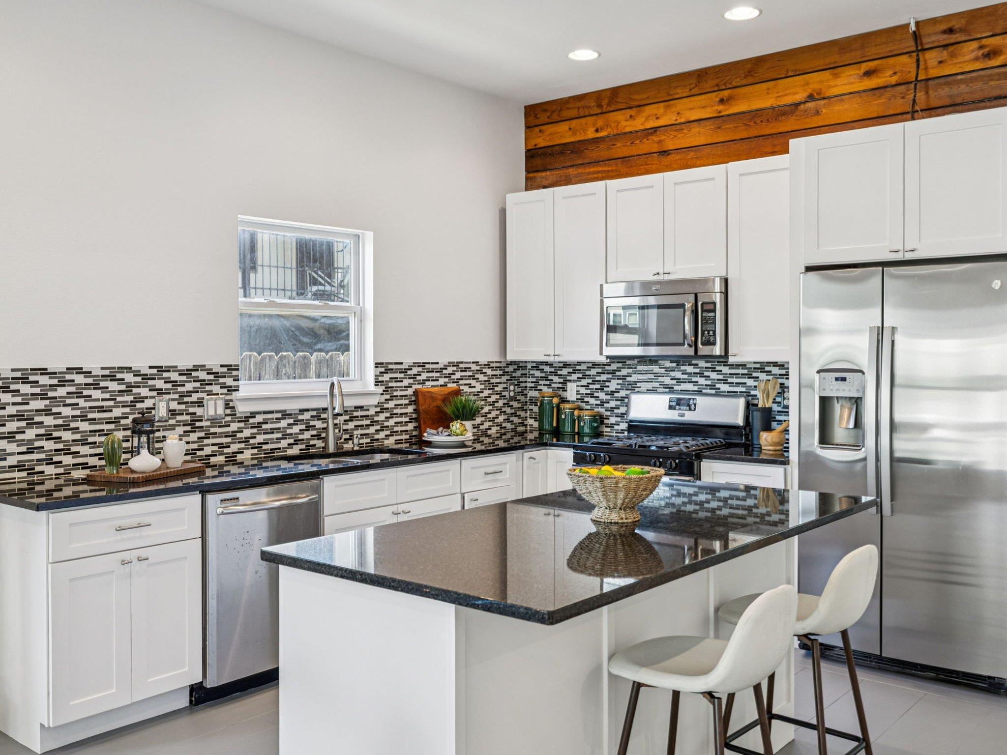 1702 Miriam Ave, Austin, TX 78702