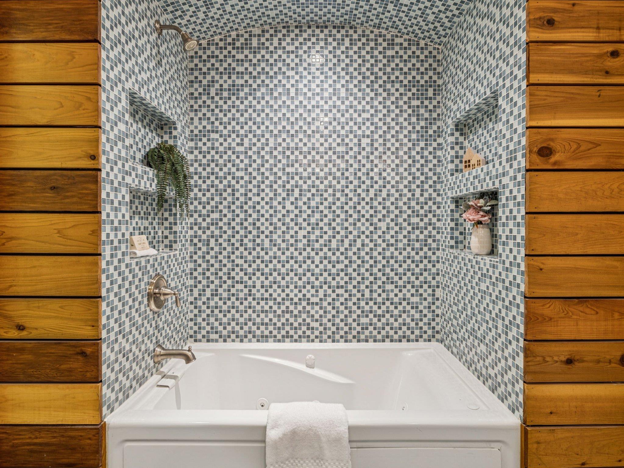 1702 Miriam Ave, Austin, TX 78702