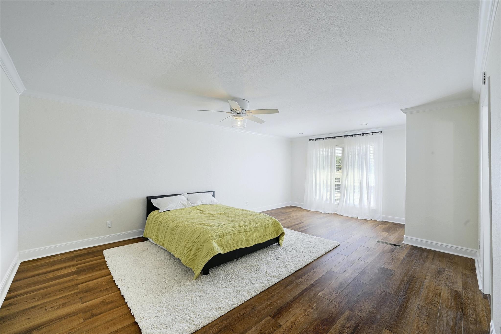 410 Hi Circle West, Horseshoe Bay, TX 78657