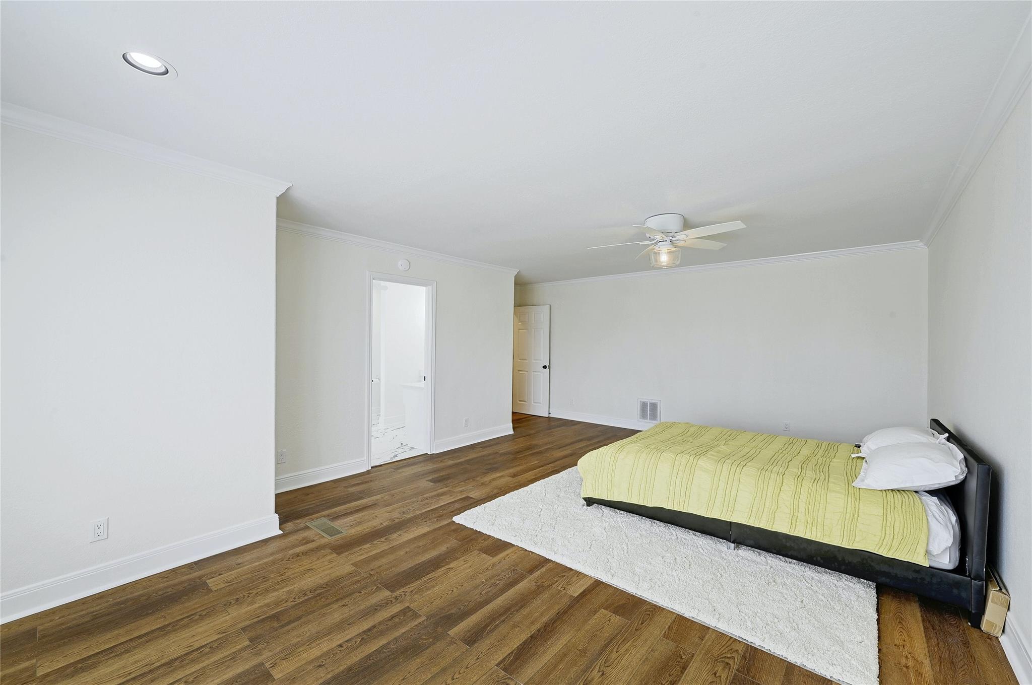 410 Hi Circle West, Horseshoe Bay, TX 78657