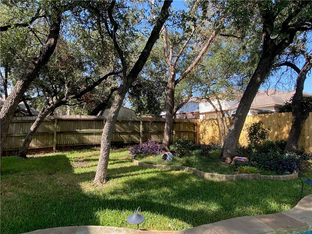 1709 Coral Dr, Cedar Park, TX 78613