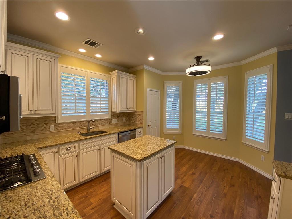 1709 Coral Dr, Cedar Park, TX 78613