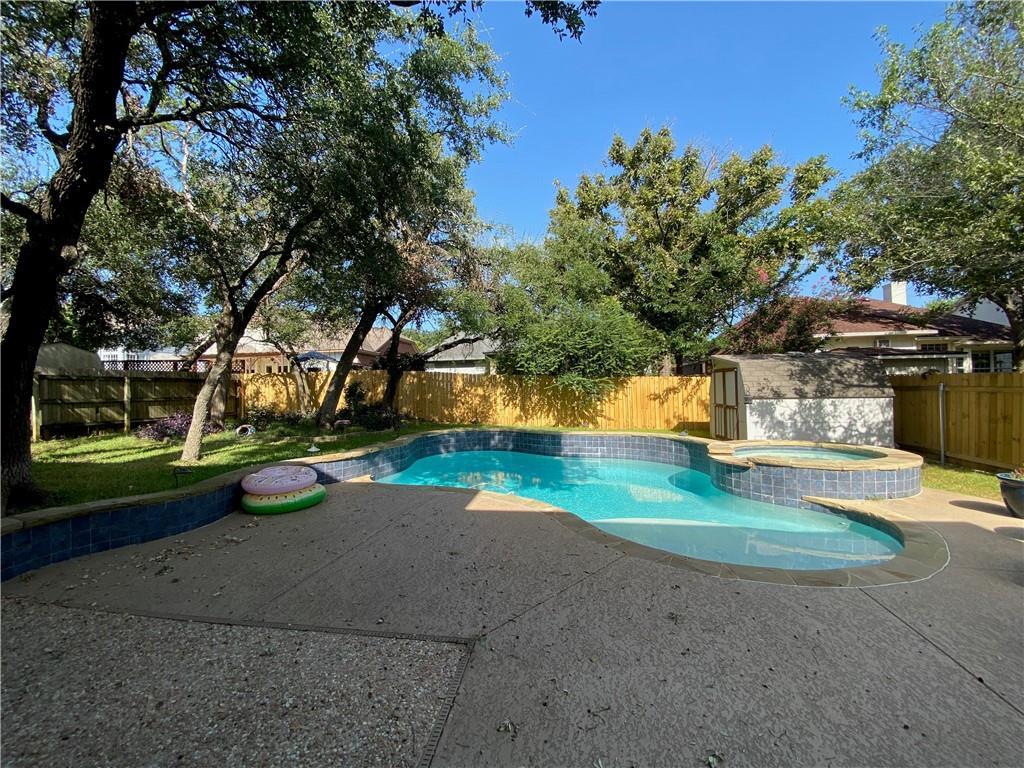 1709 Coral Dr, Cedar Park, TX 78613