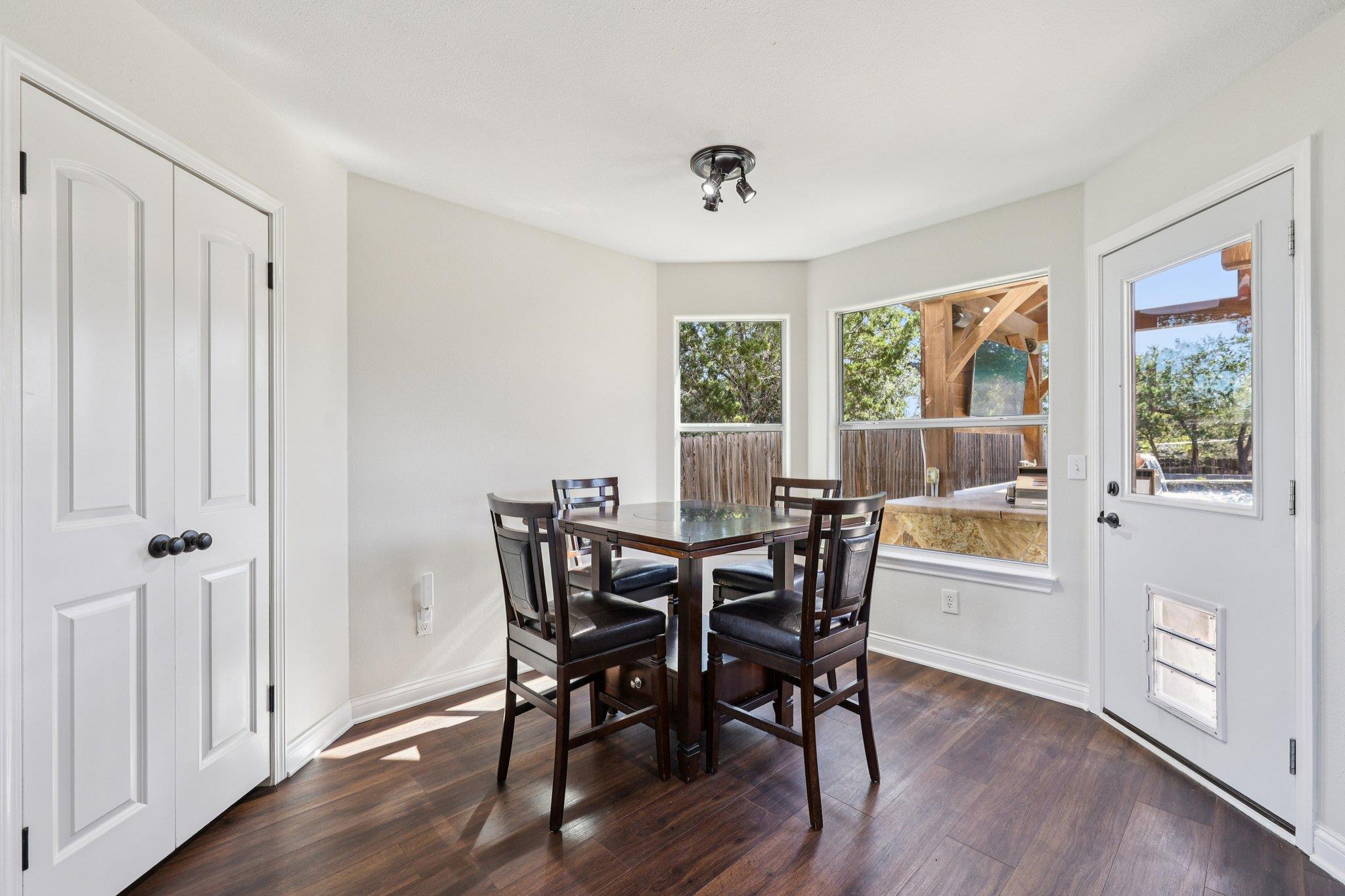 840 Scenic Cir, Dripping Springs, TX 78620