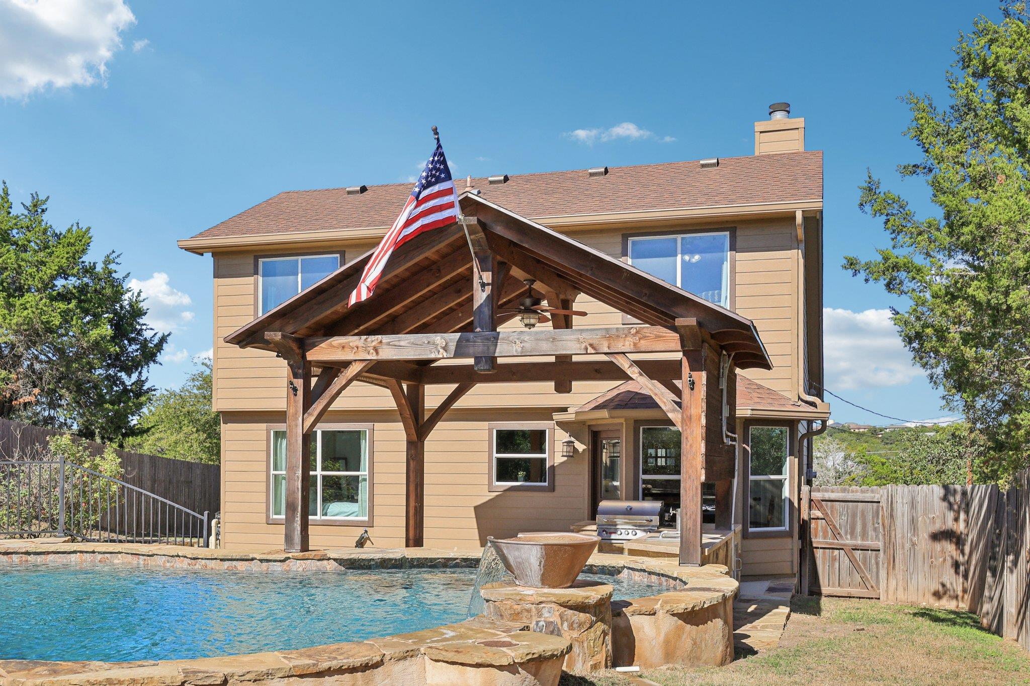 840 Scenic Cir, Dripping Springs, TX 78620