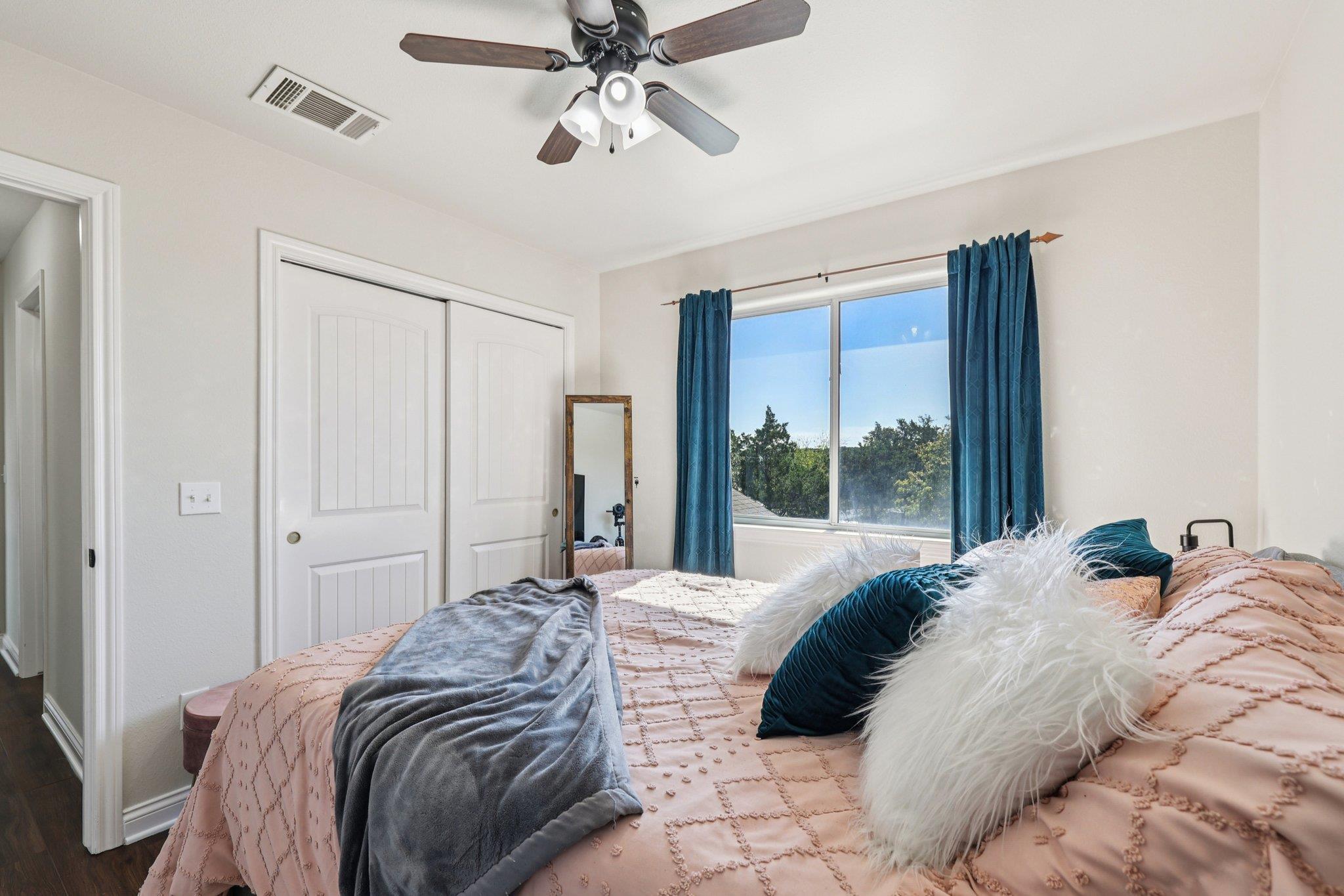 840 Scenic Cir, Dripping Springs, TX 78620