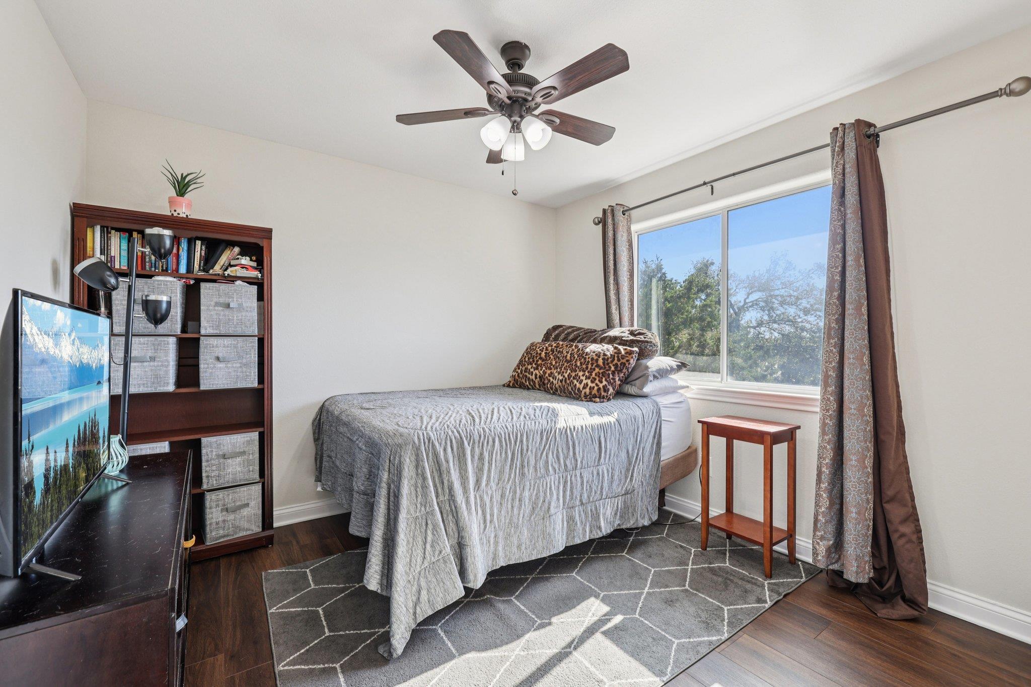 840 Scenic Cir, Dripping Springs, TX 78620