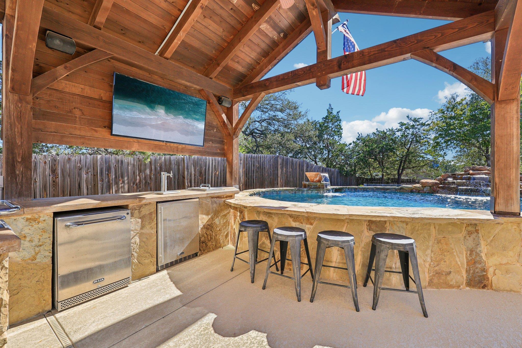 840 Scenic Cir, Dripping Springs, TX 78620