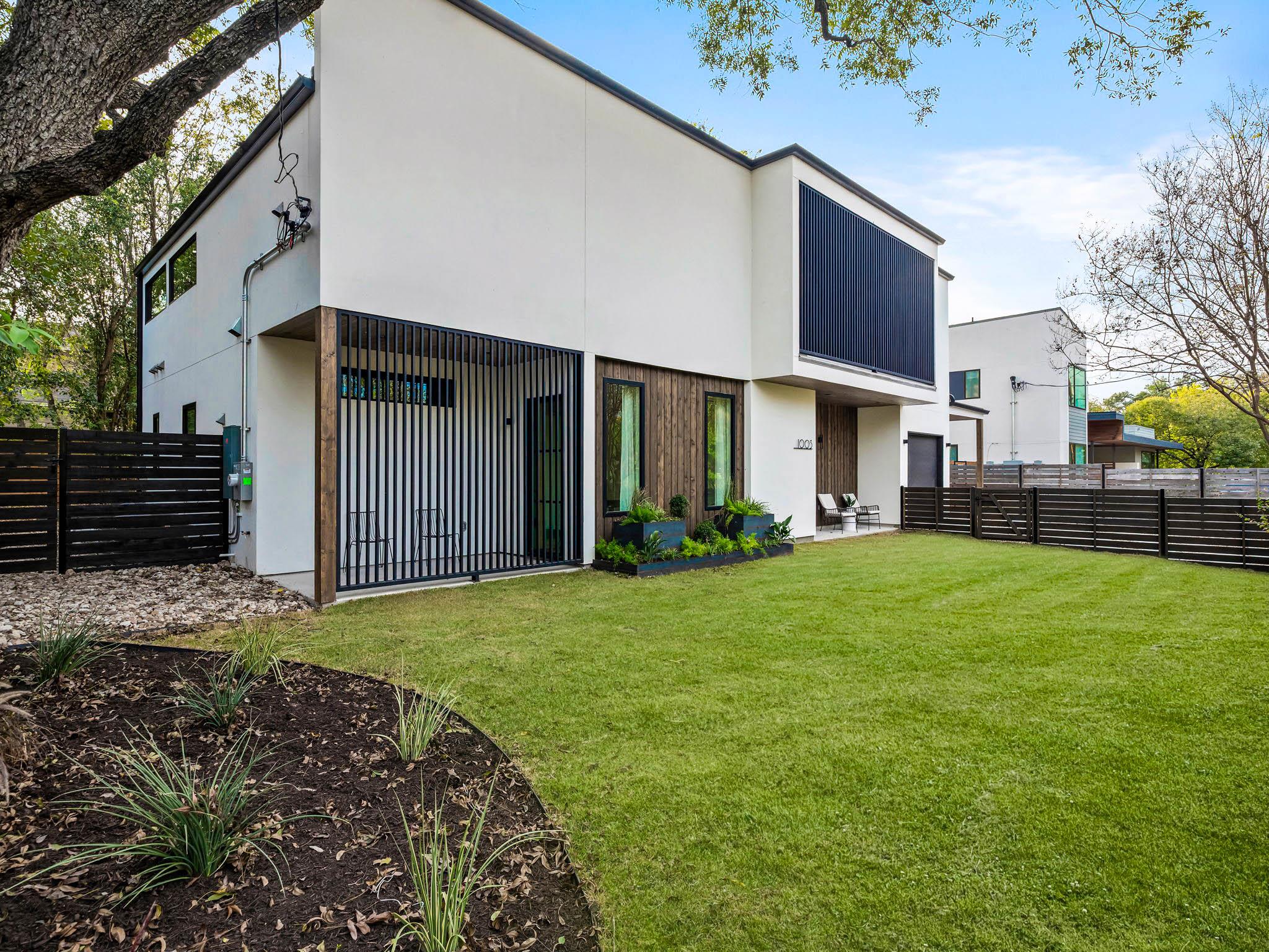 1003 Juanita St, Austin, TX 78704