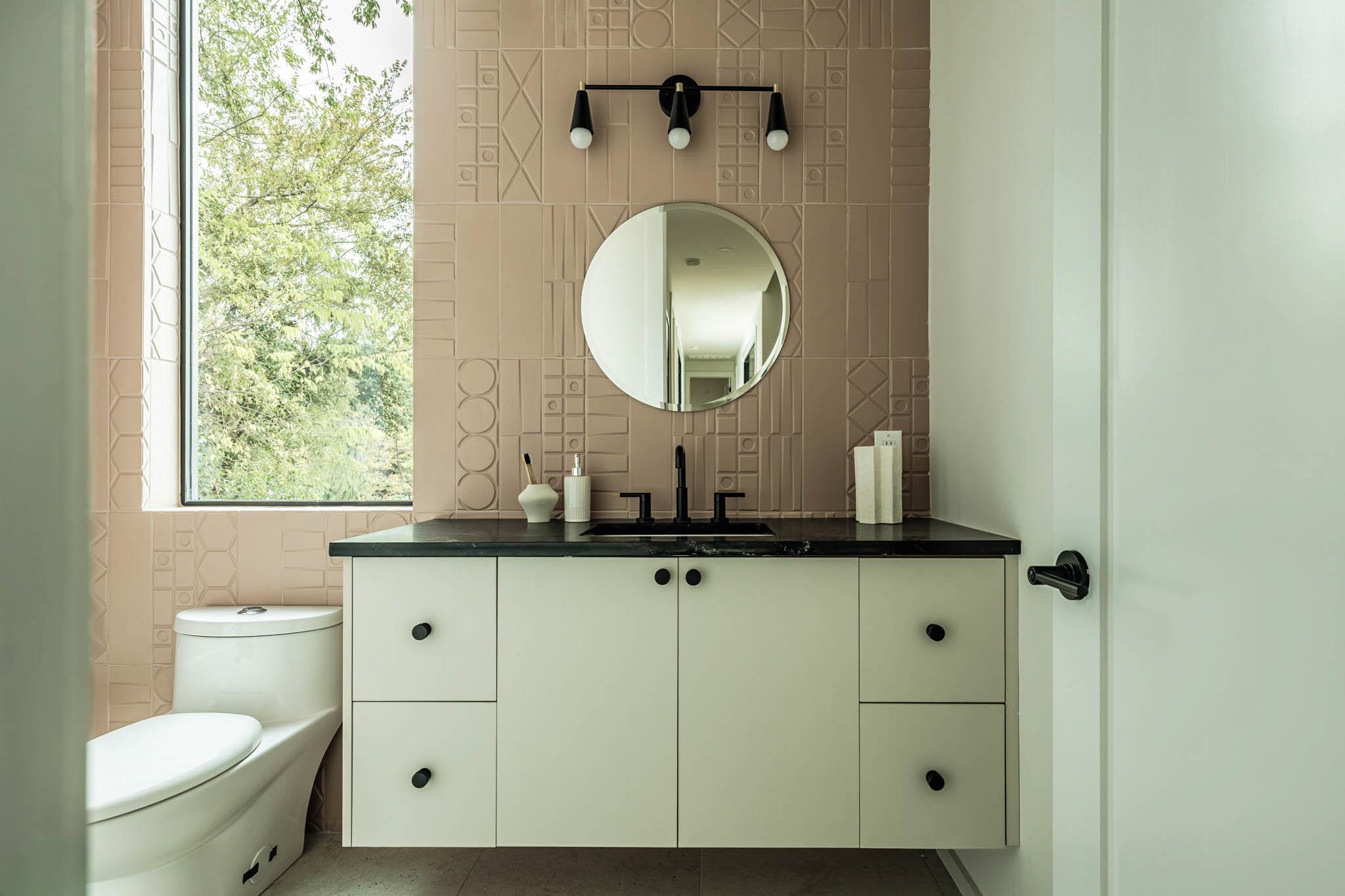 1003 Juanita St, Austin, TX 78704